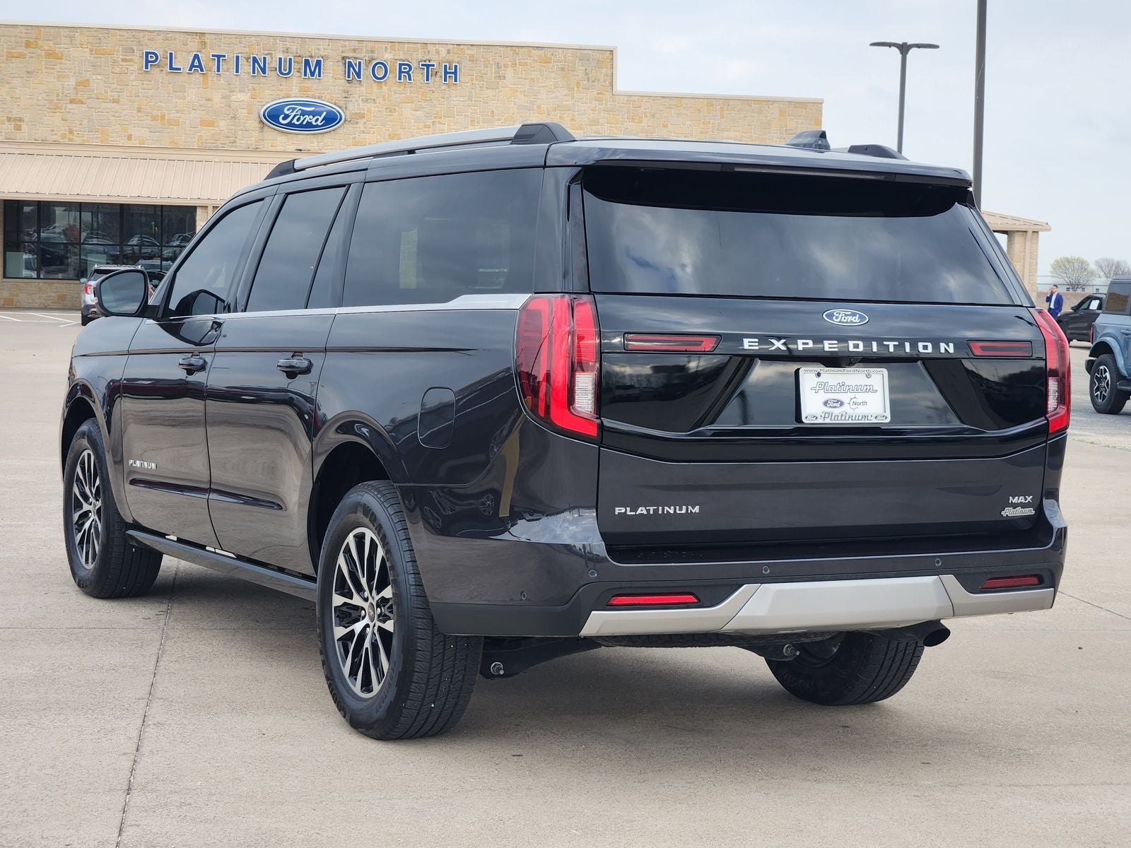 2025 Ford Expedition Max Platinum