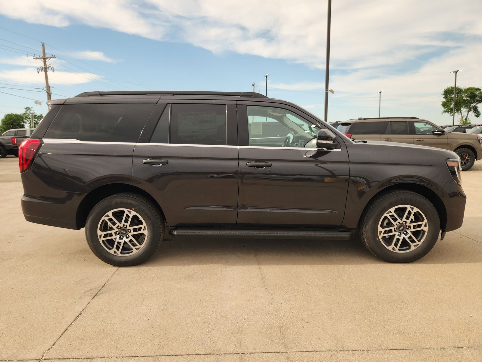 2026 Ford Expedition Active