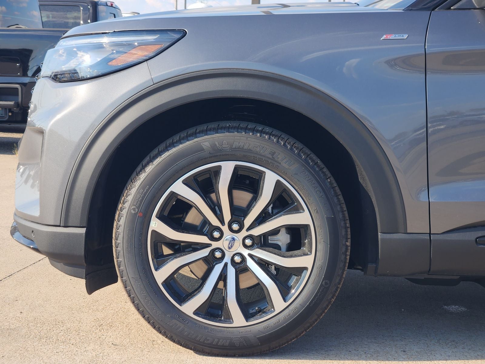 2027 Ford Explorer ST-Line