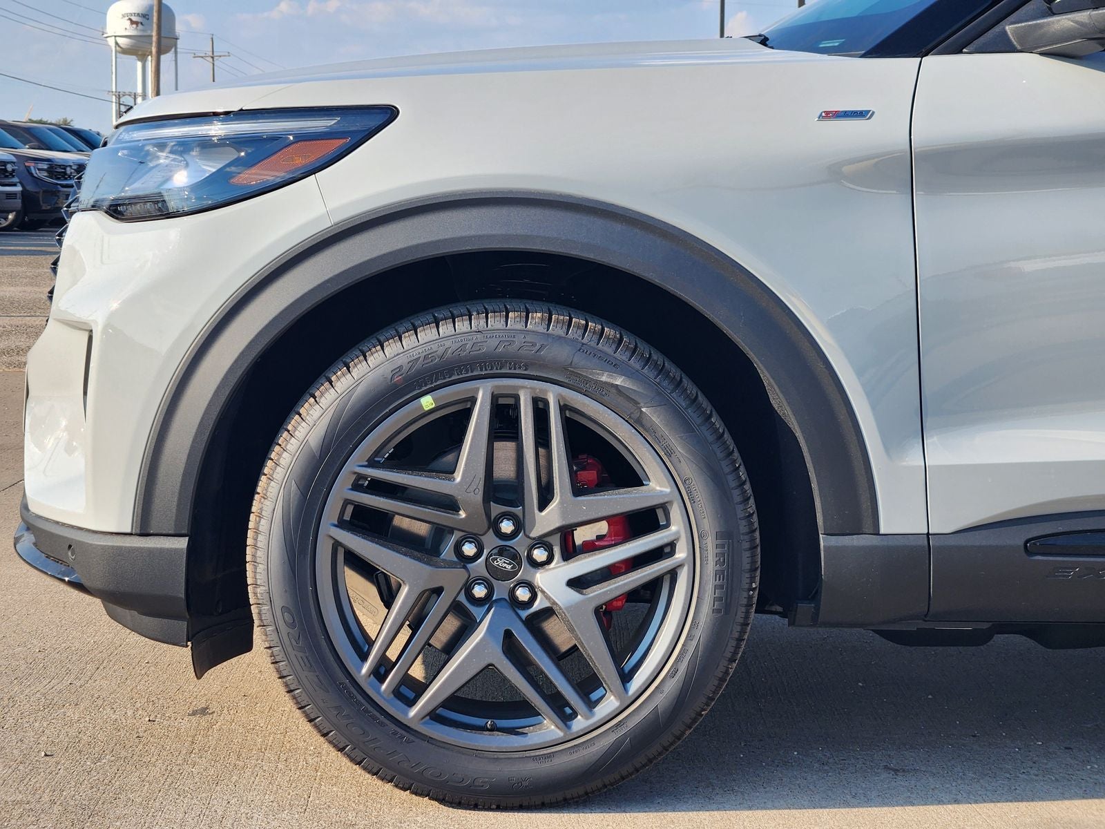 2027 Ford Explorer ST-Line
