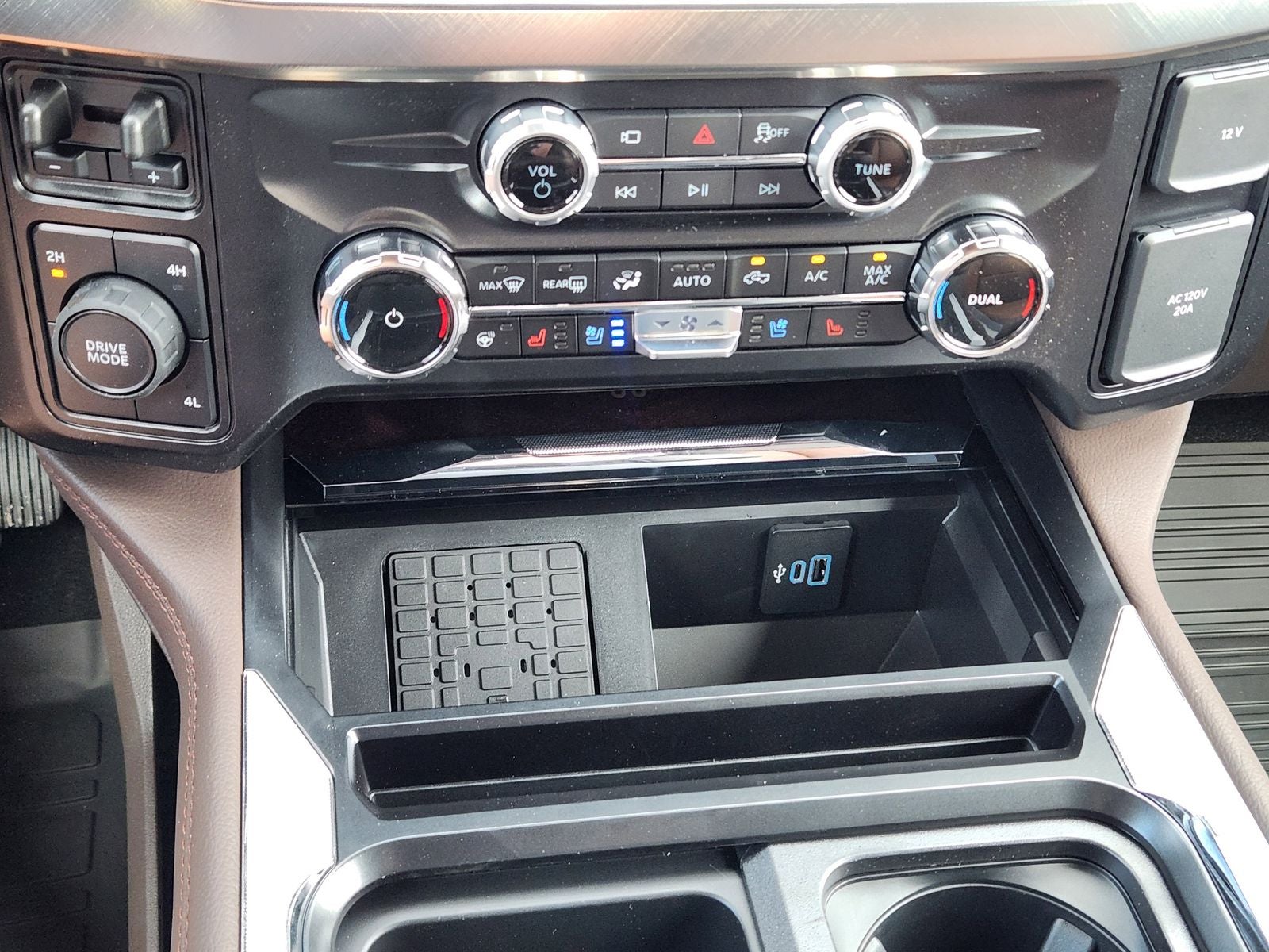 2026 Ford F-350SD King Ranch DRW