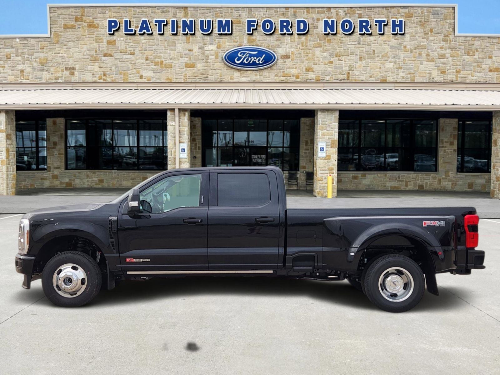 2026 Ford F-350SD Platinum DRW