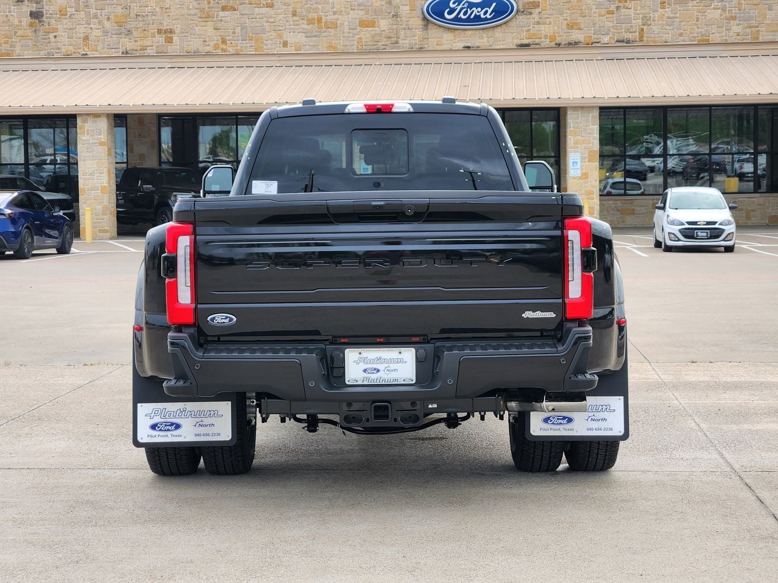 2026 Ford F-350SD Platinum DRW