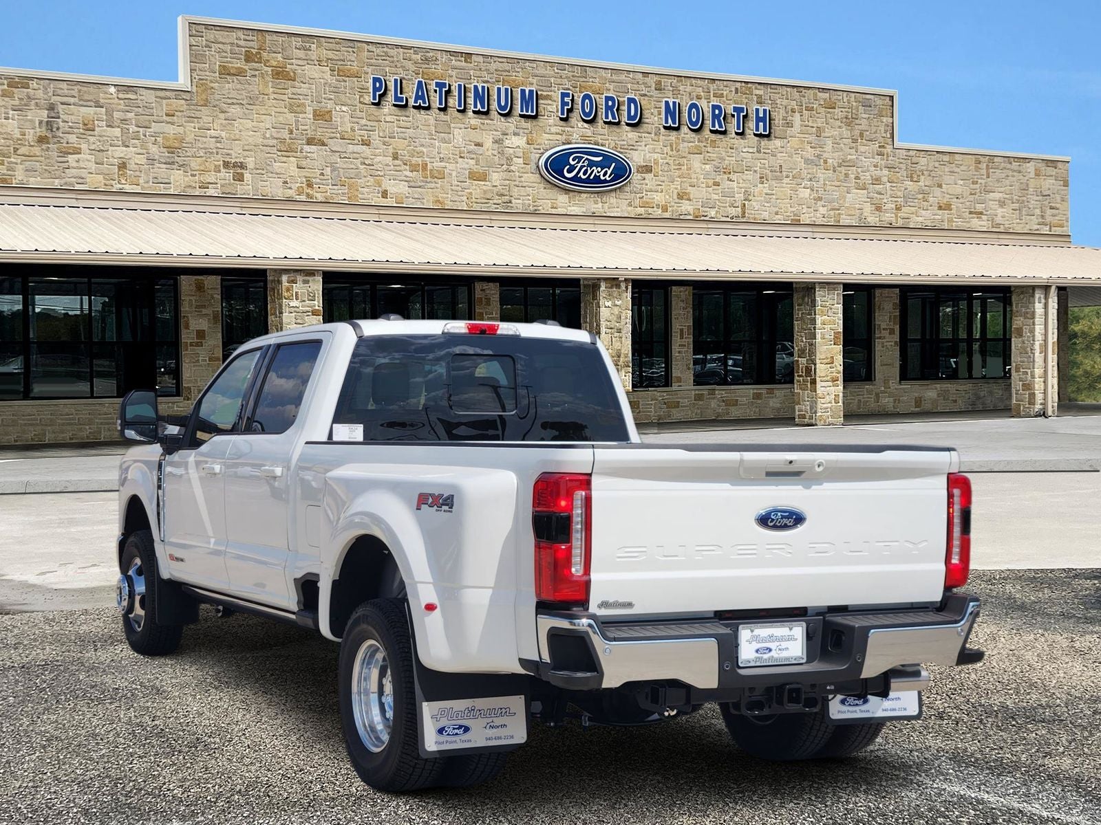 2026 Ford F-350SD Lariat DRW