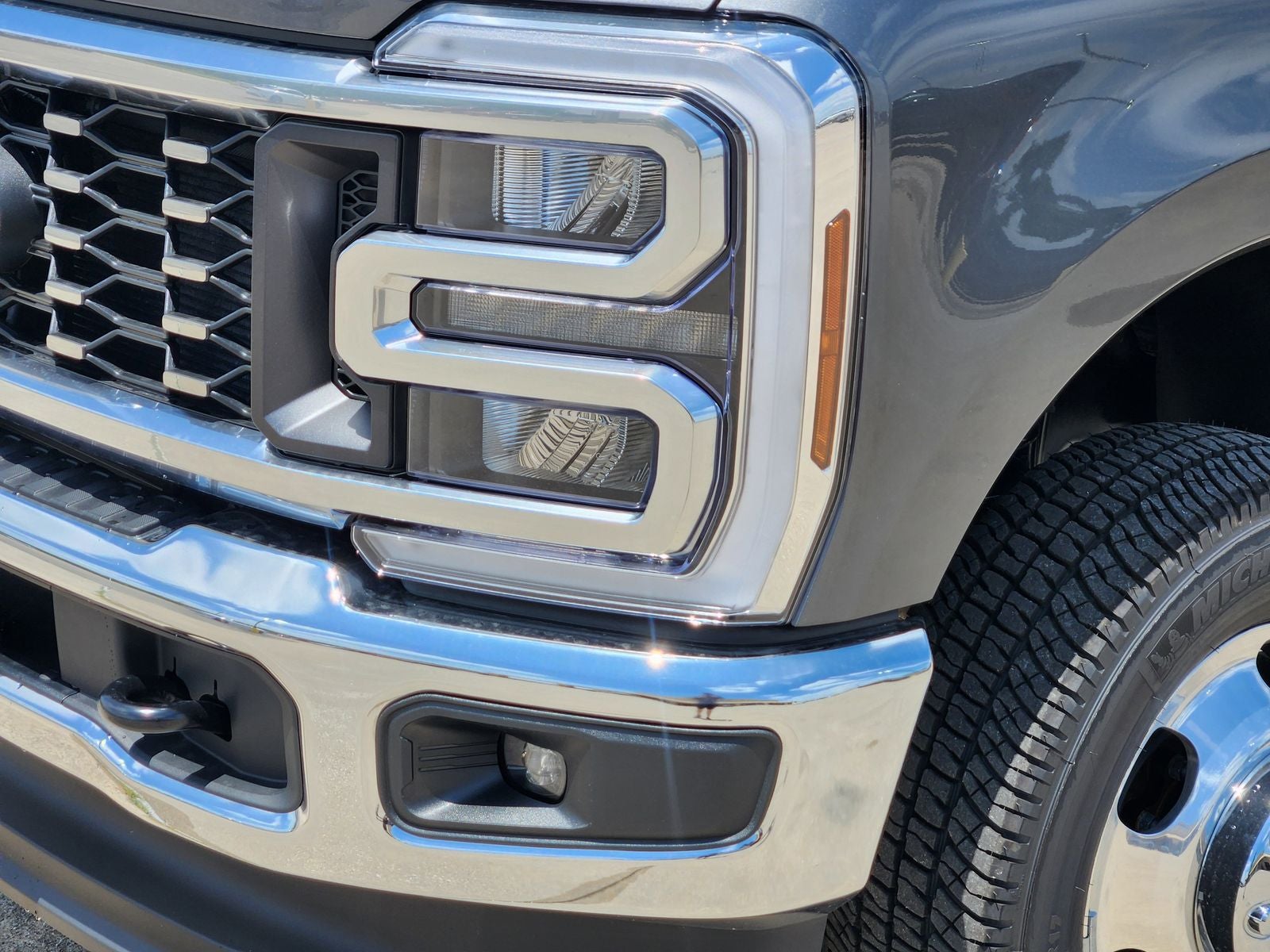 2026 Ford F-350SD Lariat DRW