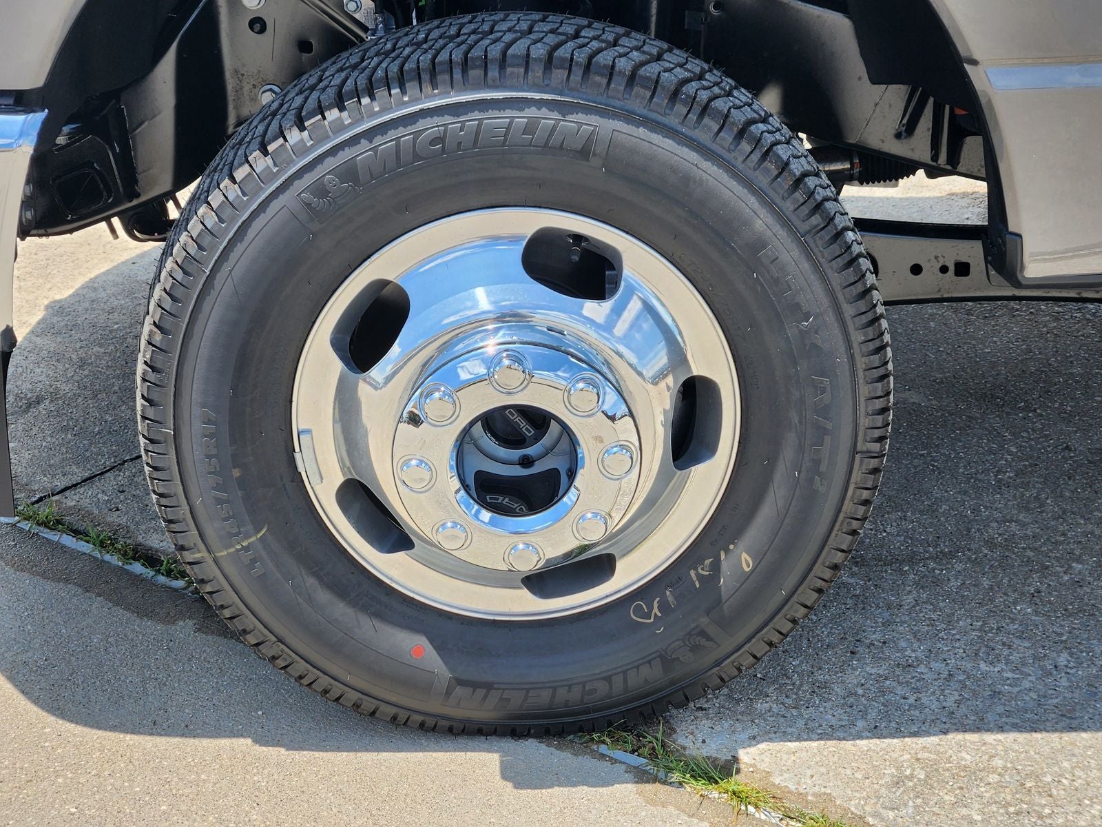 2026 Ford F-350SD Lariat DRW