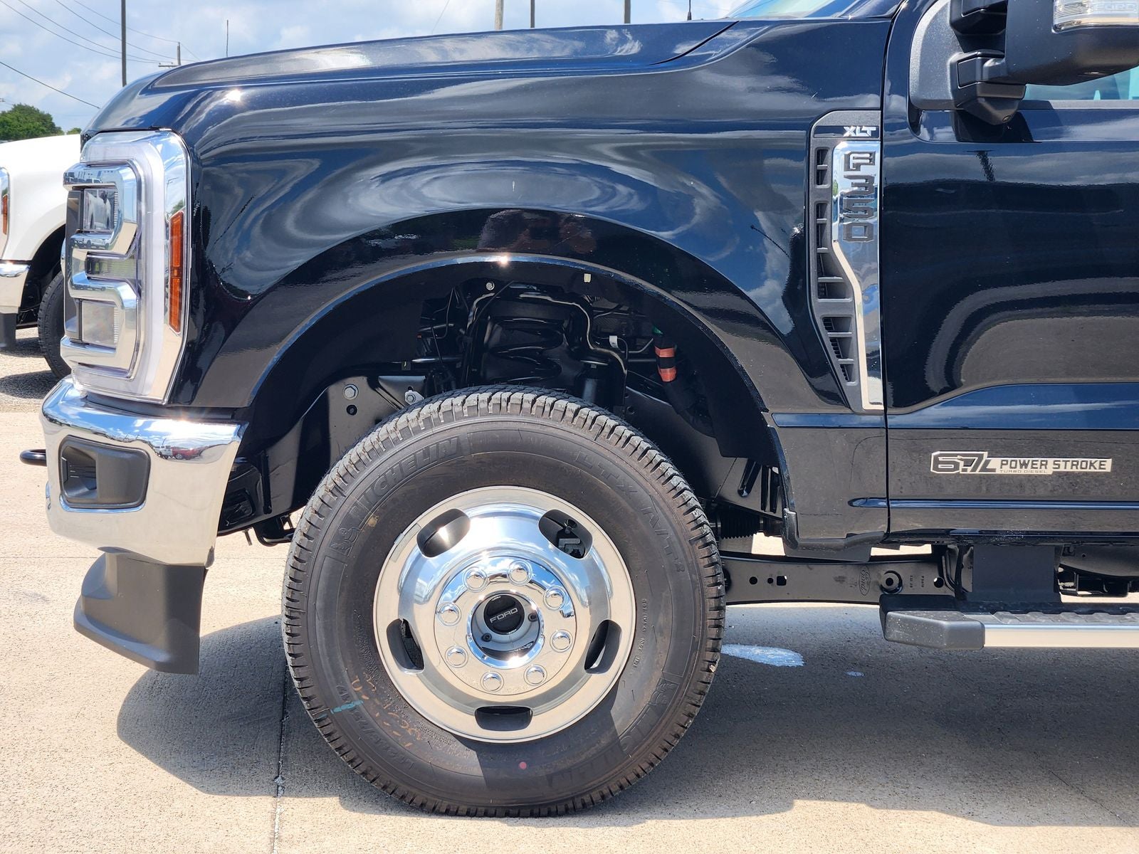 2026 Ford F-350SD XLT DRW