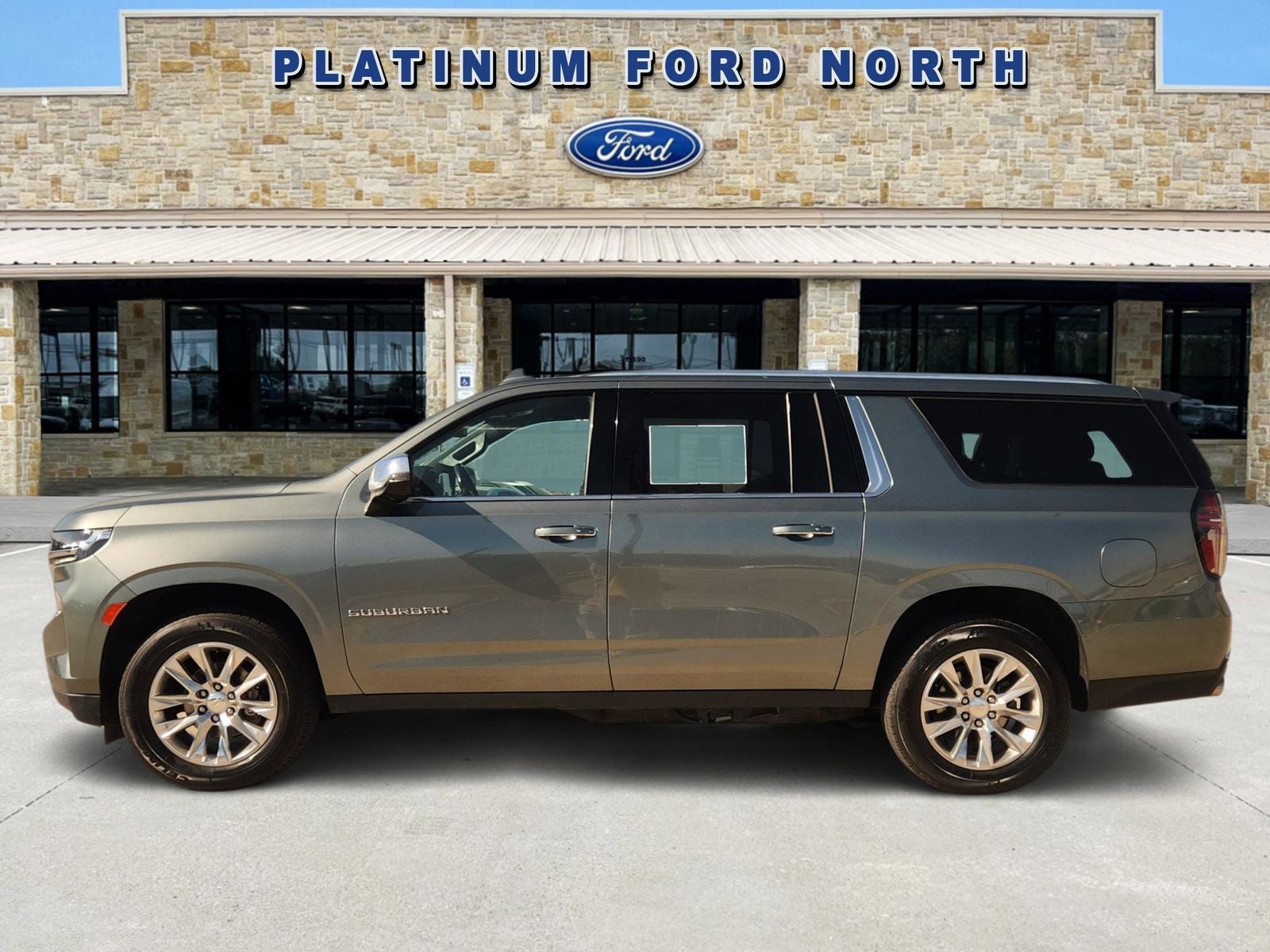 2023 Chevrolet Suburban Premier