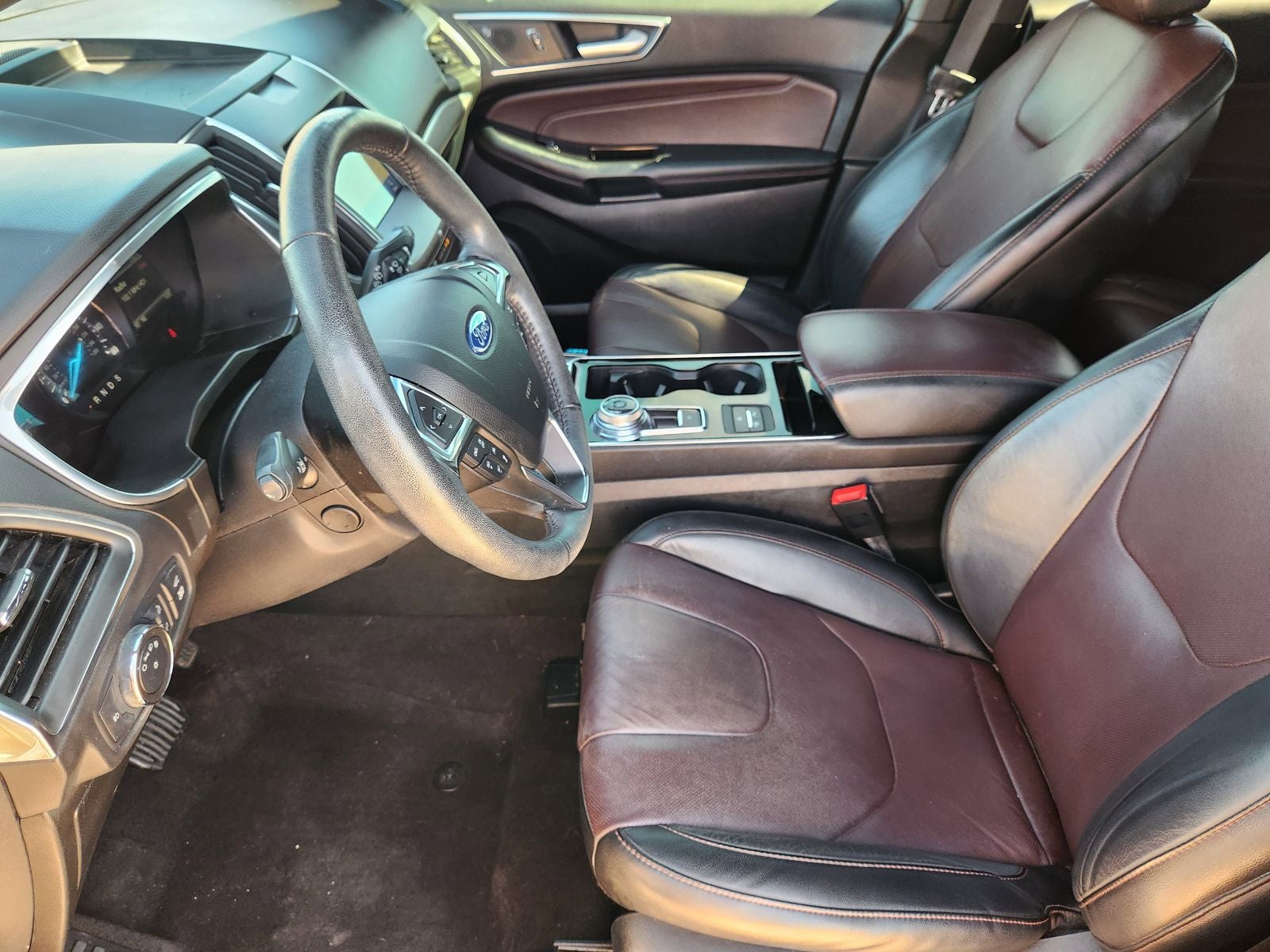 2020 Ford Edge Titanium