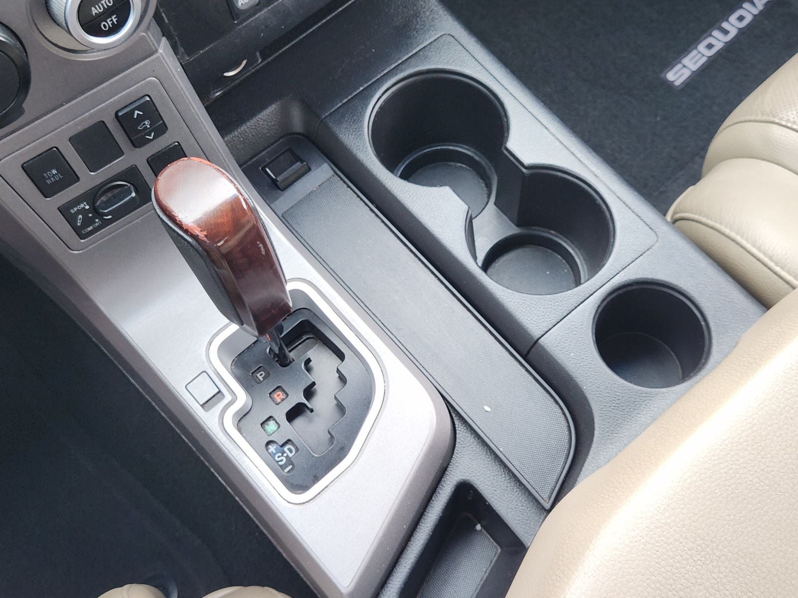 2016 Toyota Sequoia Platinum