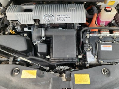 2014 Toyota Prius v Five