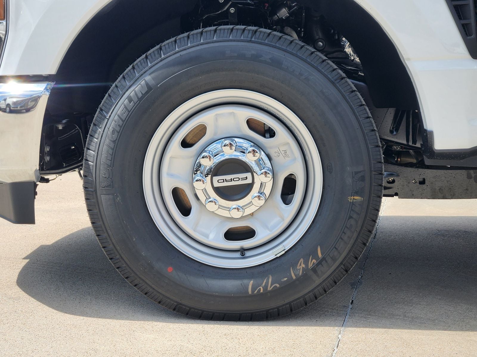 2027 Ford F-250SD XL