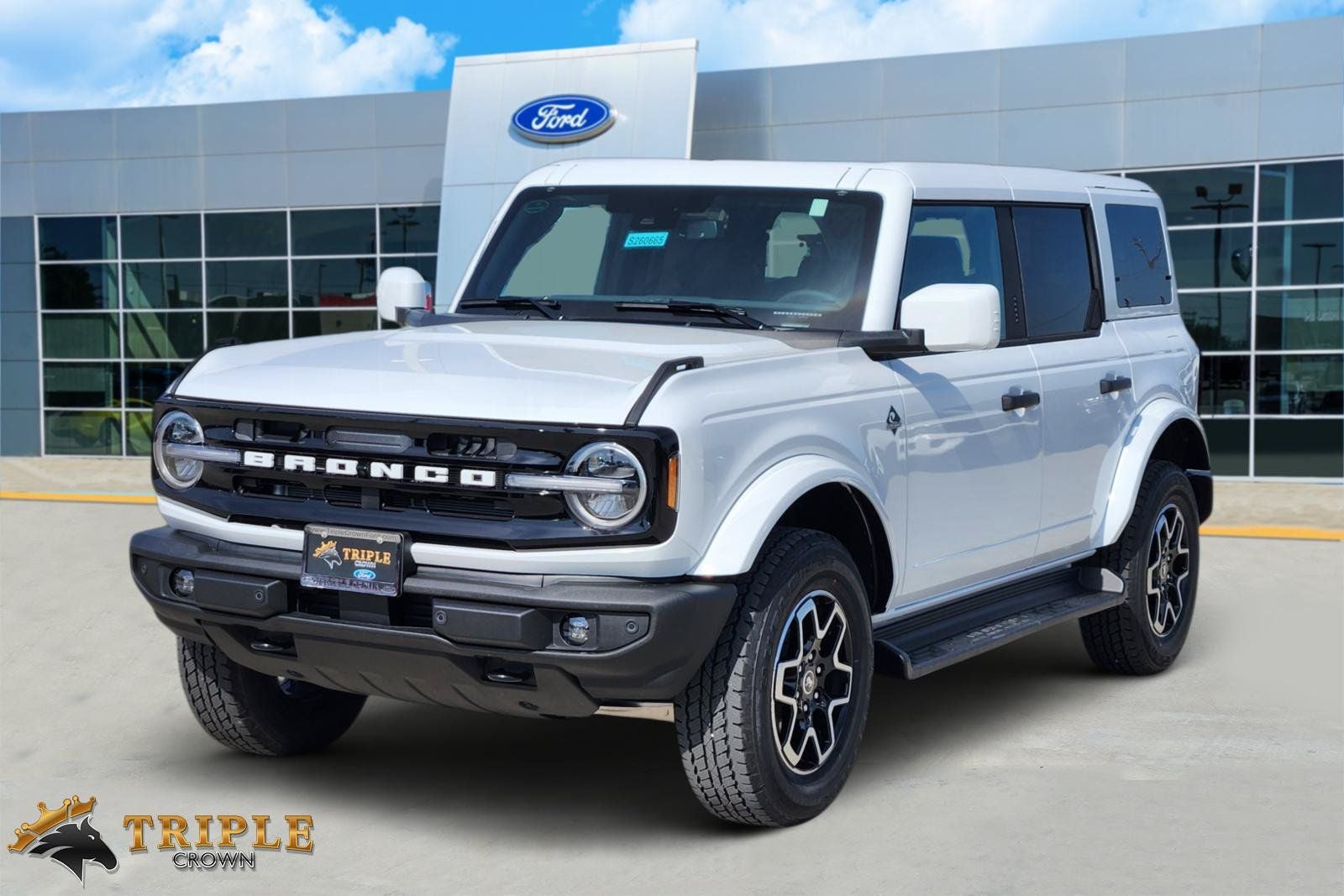 2026 Ford Bronco Outer Banks