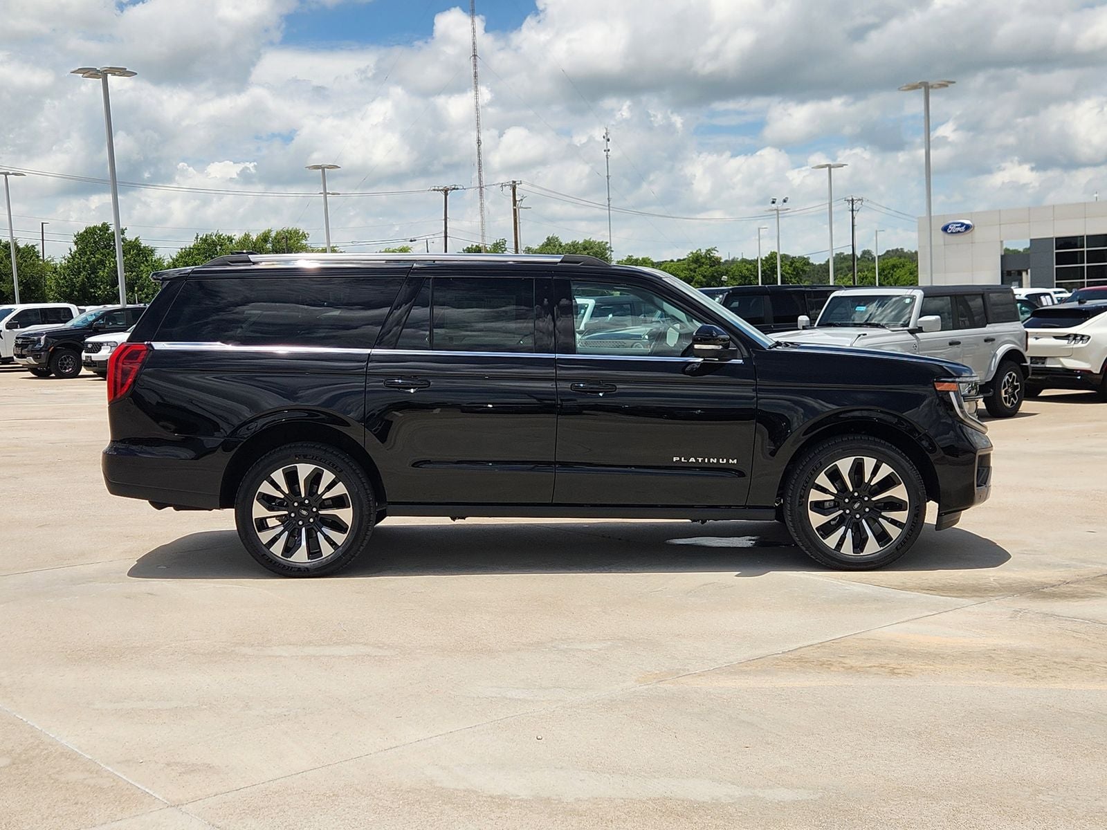 2026 Ford Expedition Max Platinum