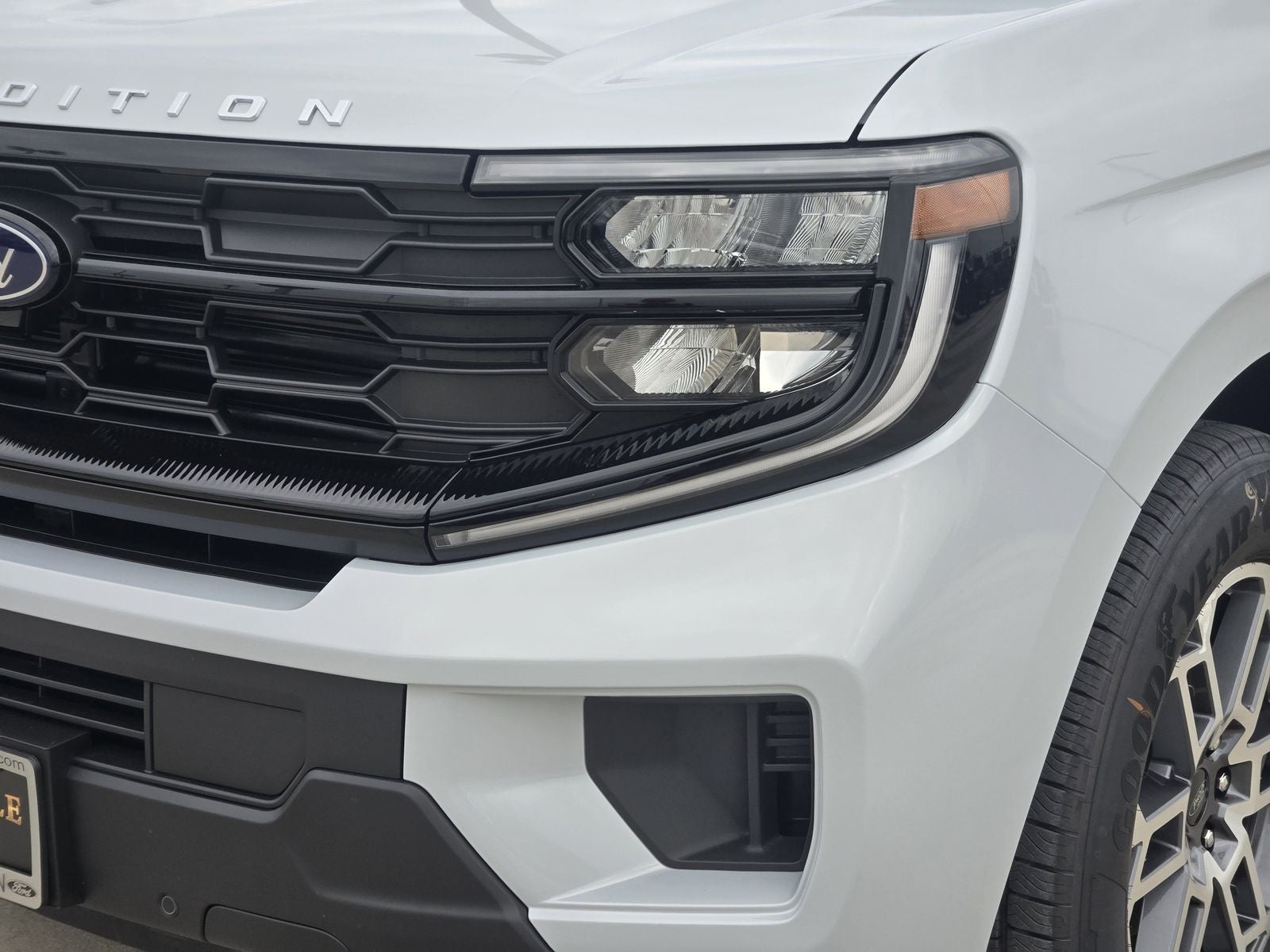 2026 Ford Expedition Active