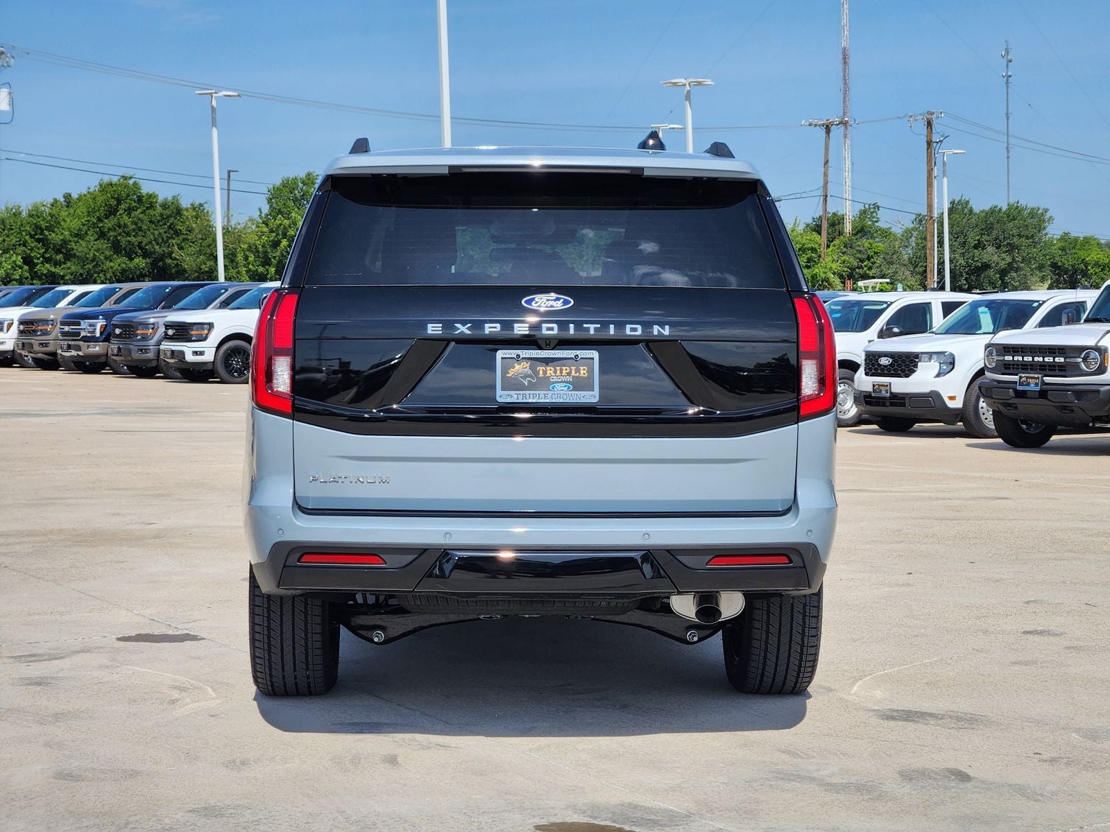 2027 Ford Expedition Platinum
