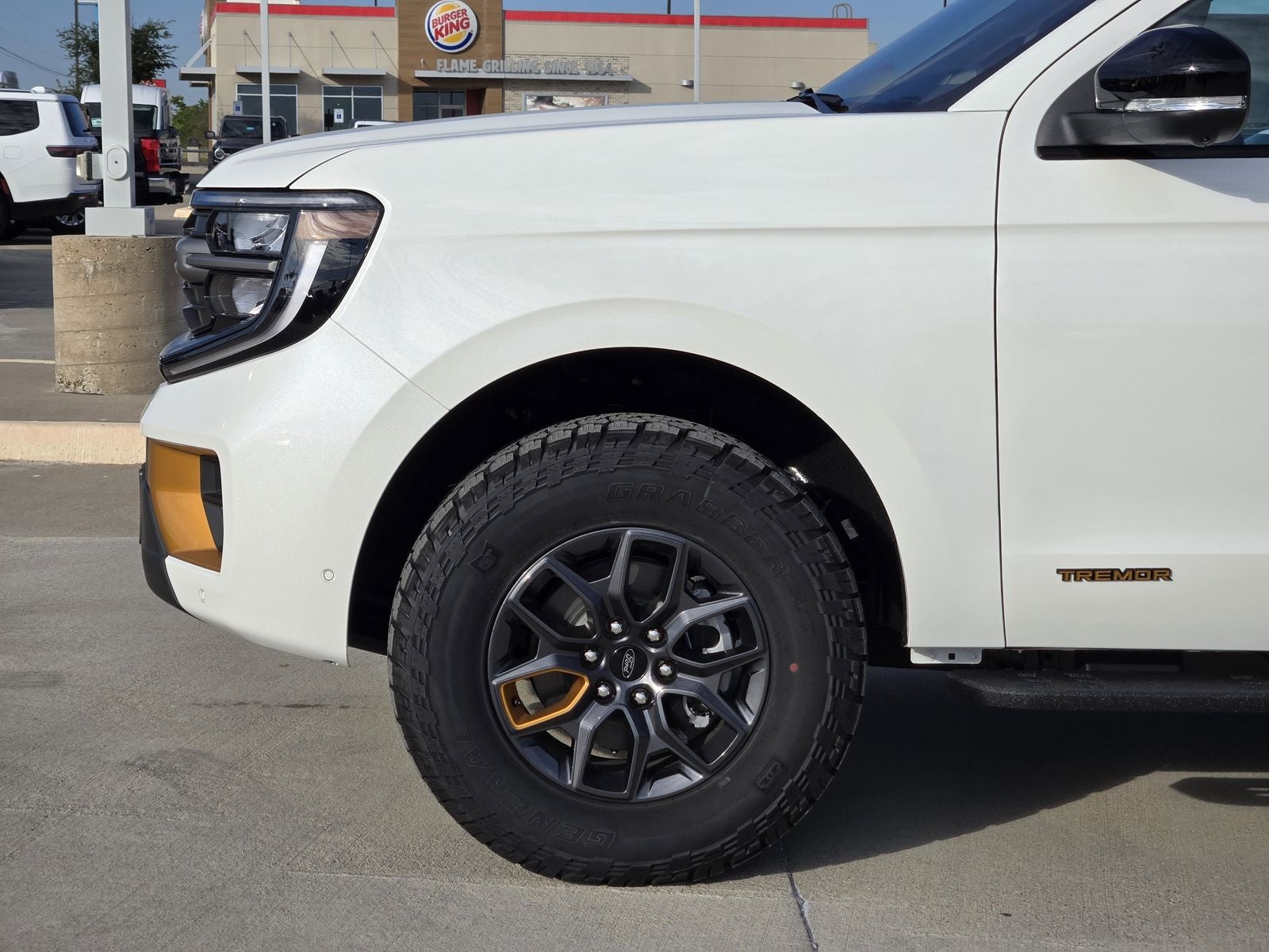 2025 Ford Expedition Tremor