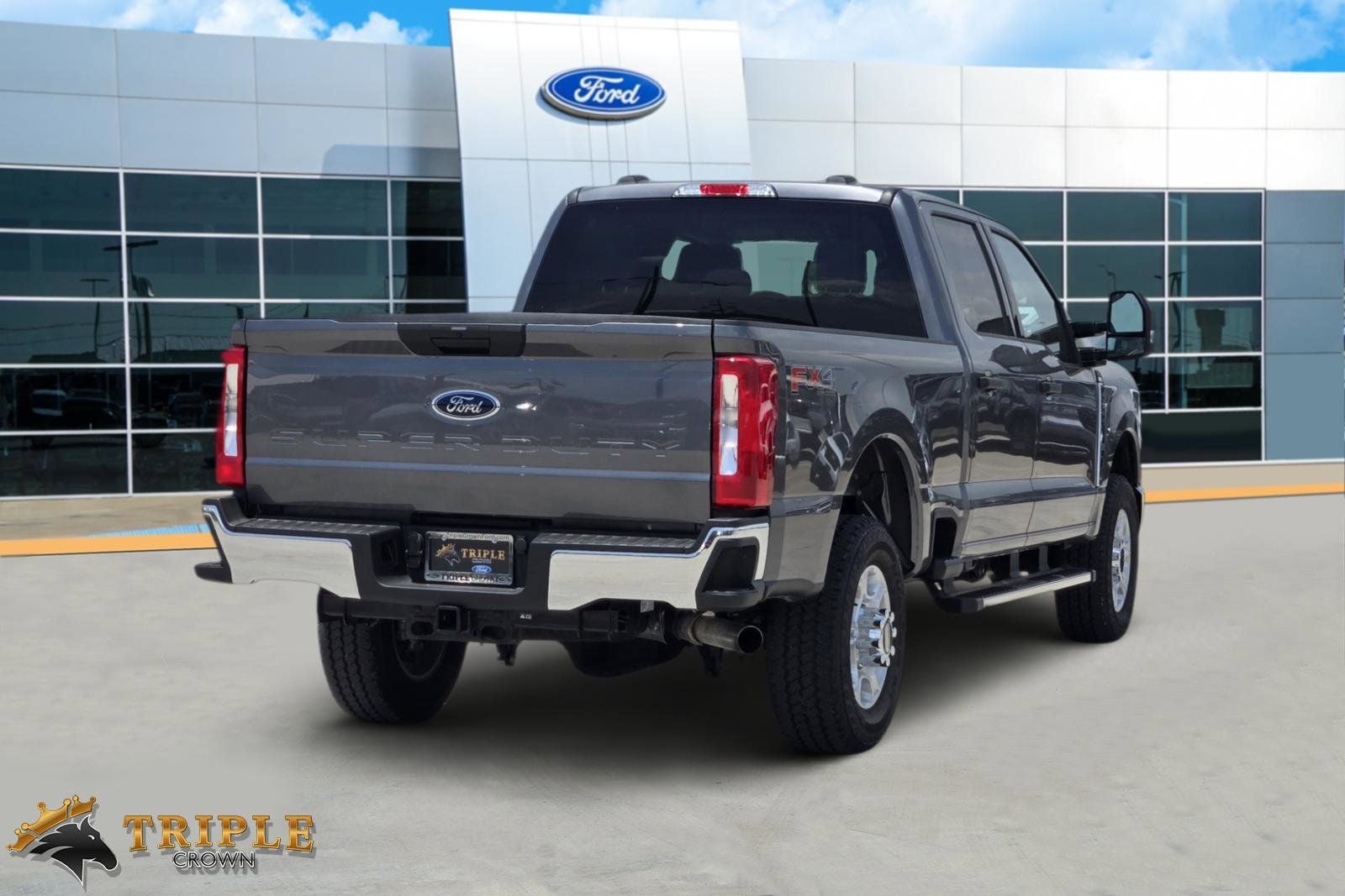 2026 Ford F-250SD XLT