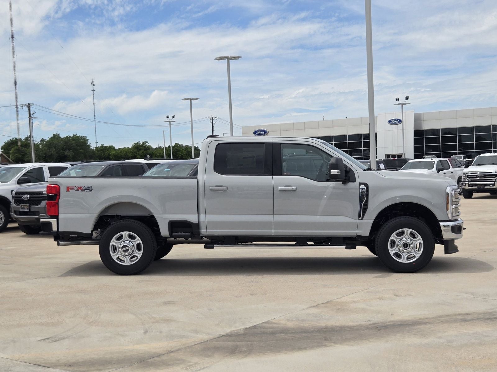 2026 Ford F-250SD XLT