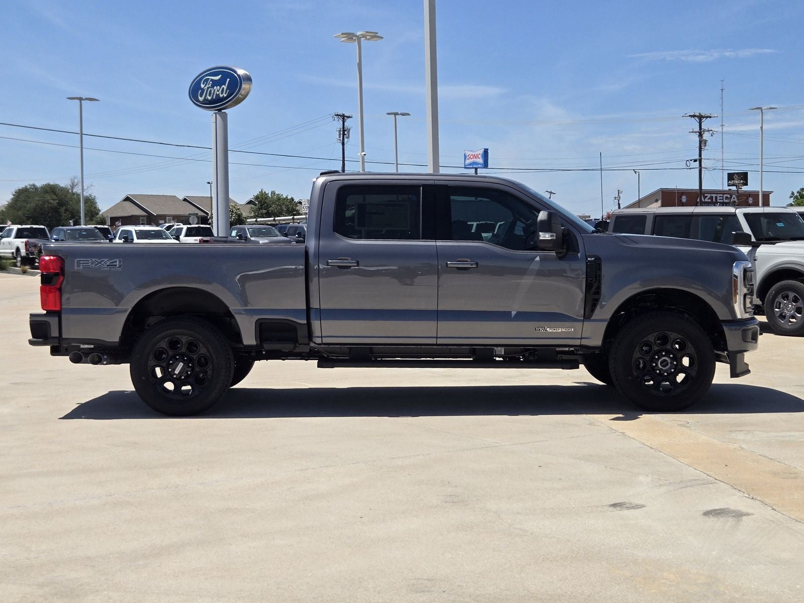 2026 Ford F-250SD XLT