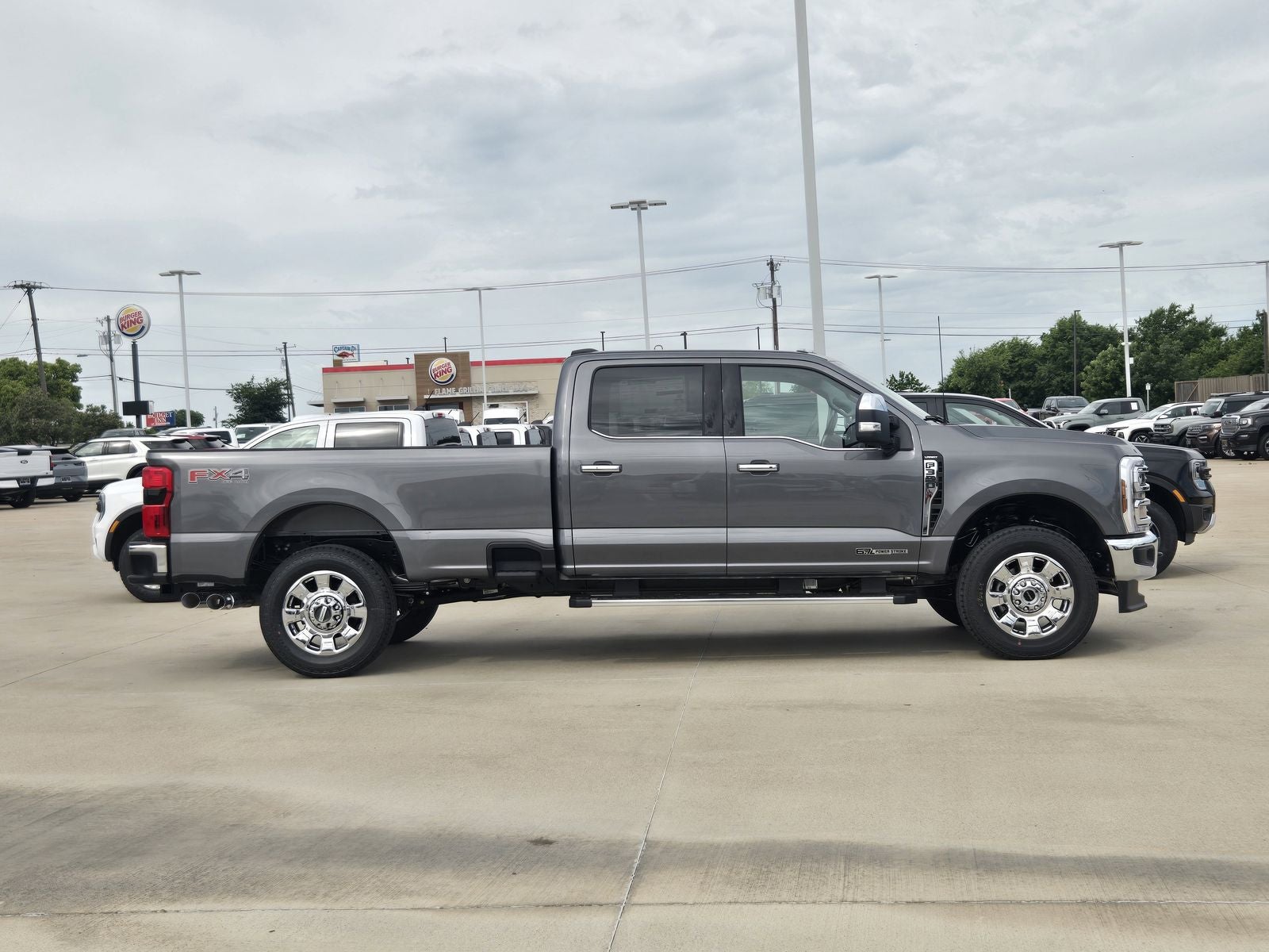 2026 Ford F-350SD Lariat