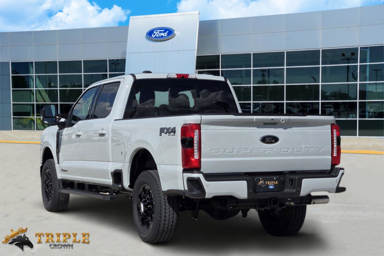 2026 Ford F-350SD Lariat