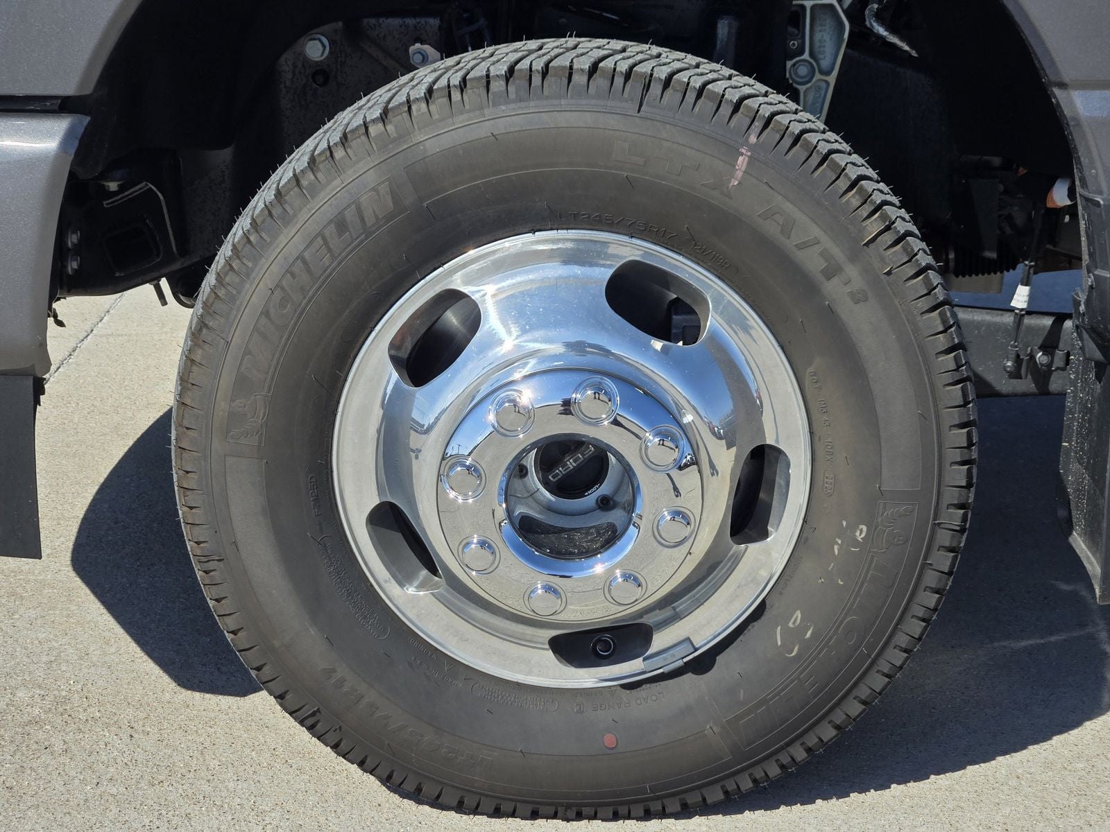 2025 Ford F-350SD Platinum DRW