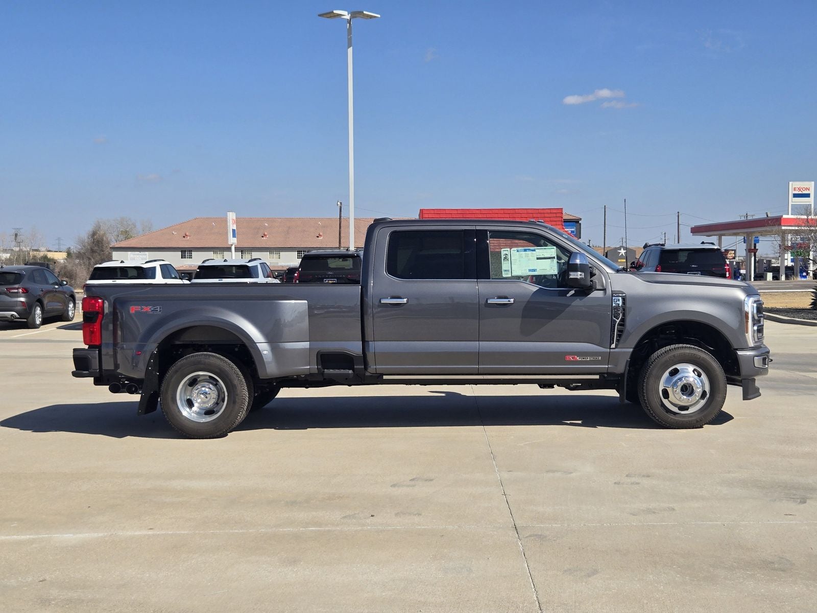 2025 Ford F-350SD Platinum DRW