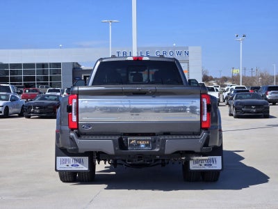 2025 Ford F-350SD Platinum DRW