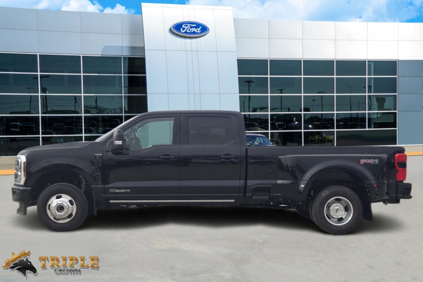 2025 Ford F-350SD Platinum DRW