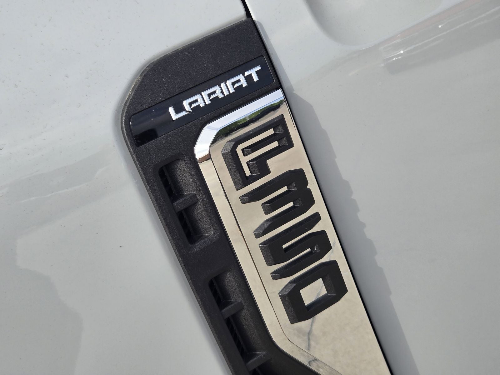 2026 Ford F-350SD Lariat DRW