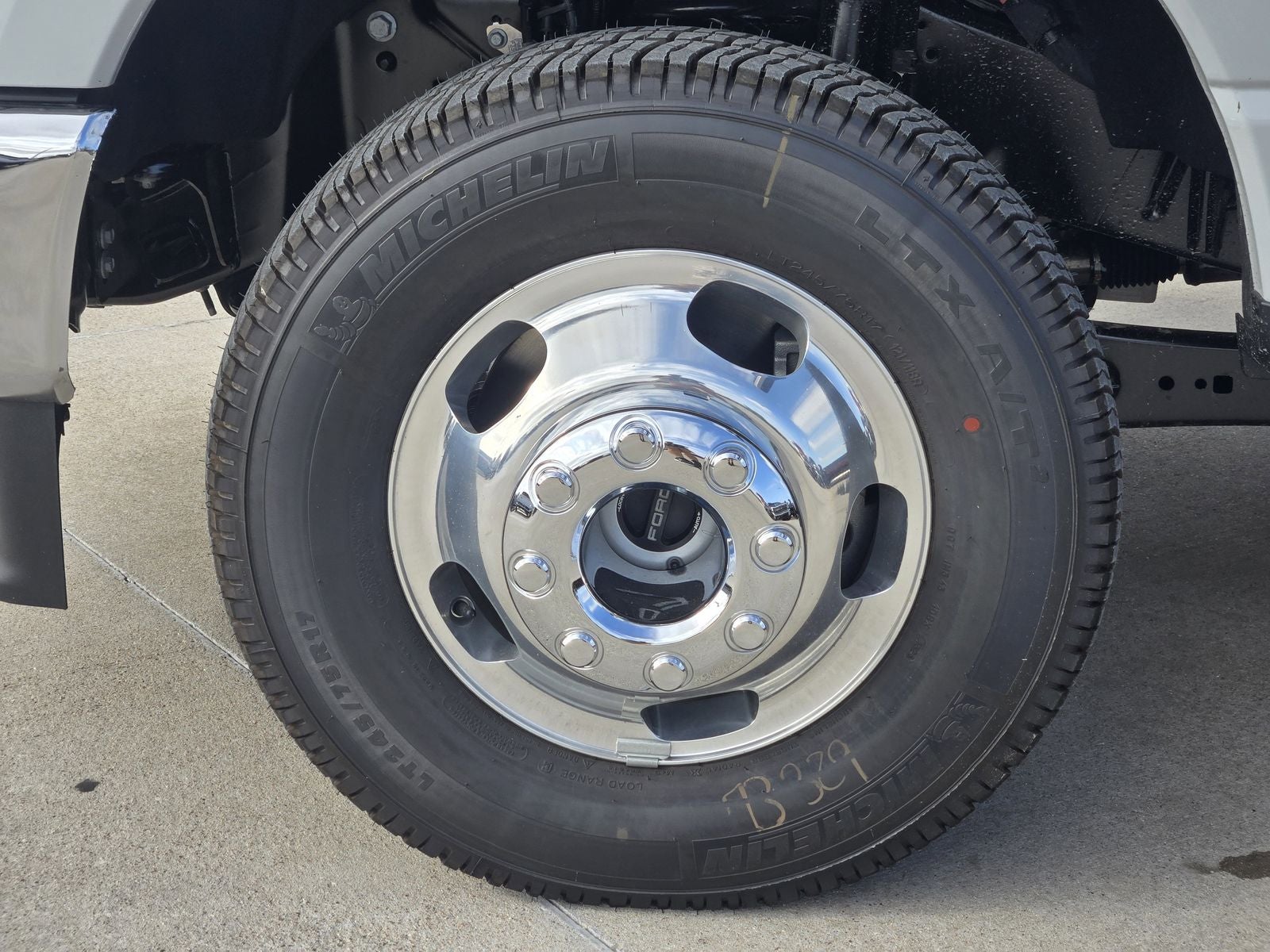 2026 Ford F-350SD Lariat DRW