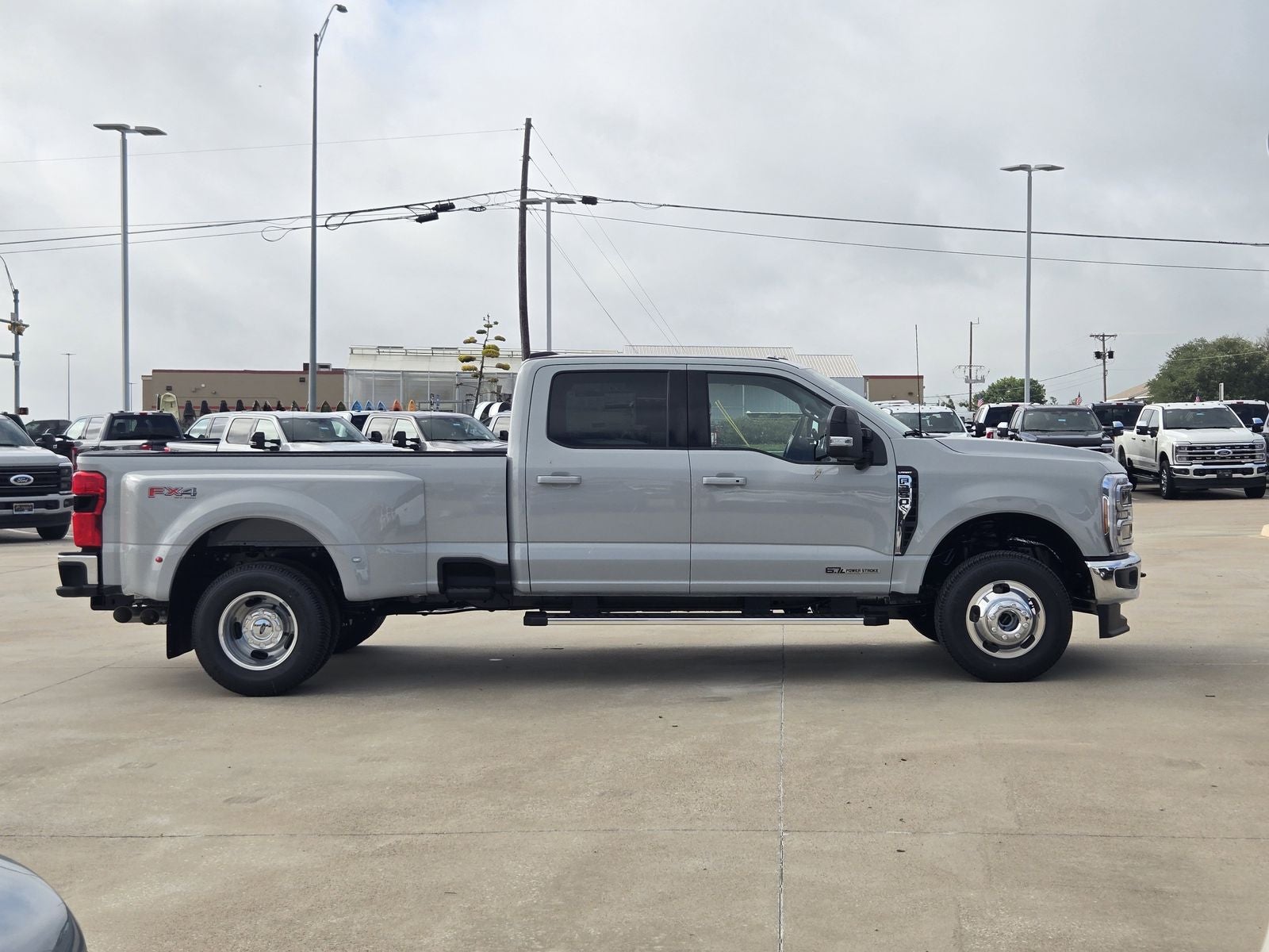 2026 Ford F-350SD Lariat DRW