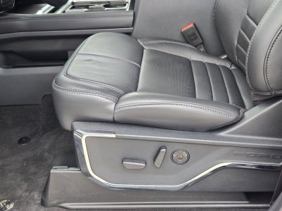 2026 Ford F-350SD Platinum DRW