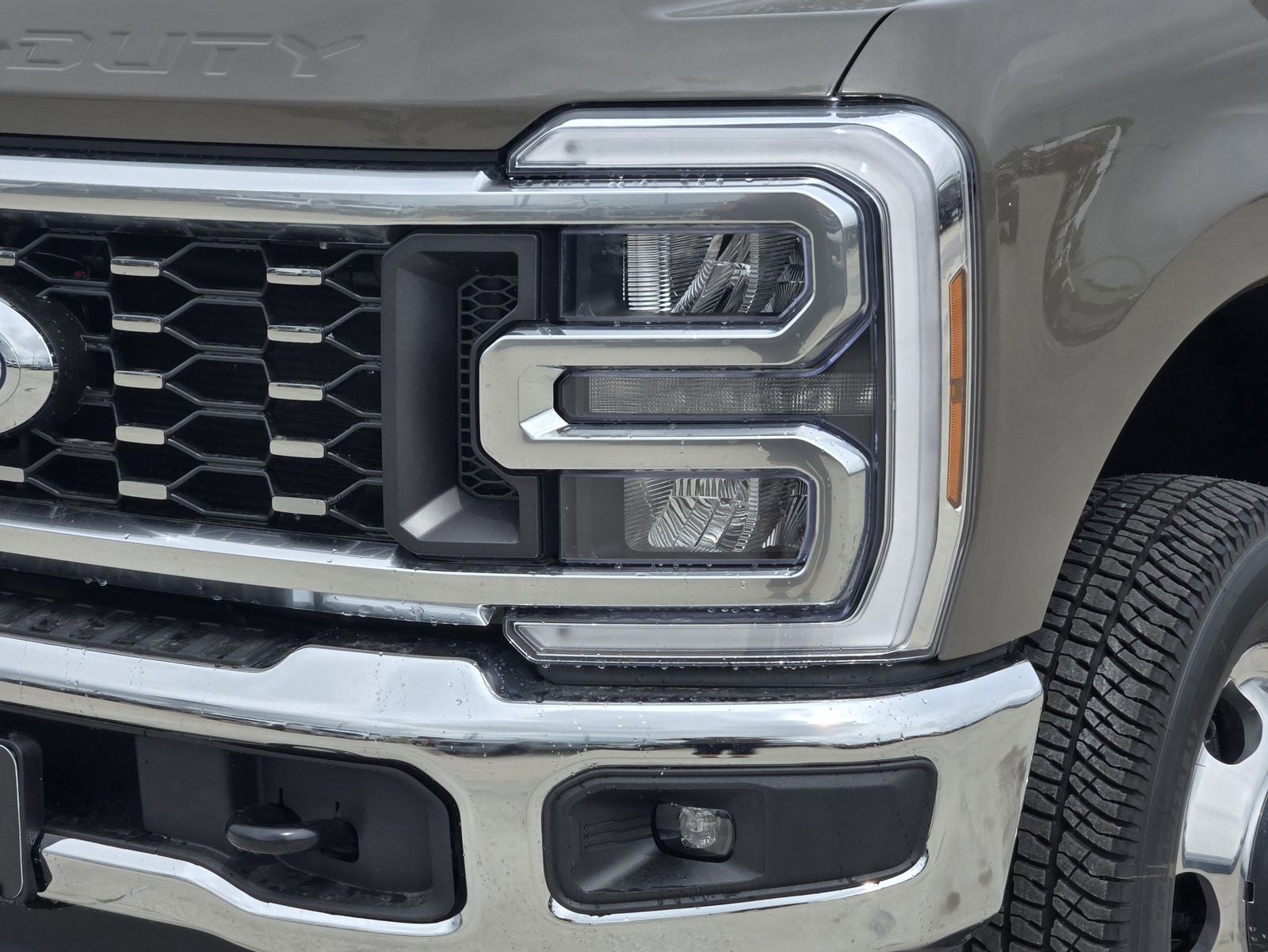 2026 Ford F-350SD Lariat DRW