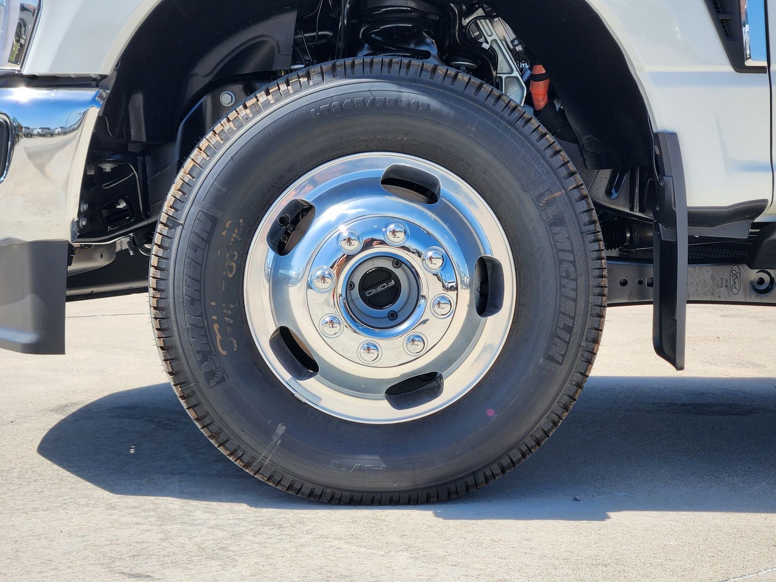 2026 Ford F-350SD Lariat DRW