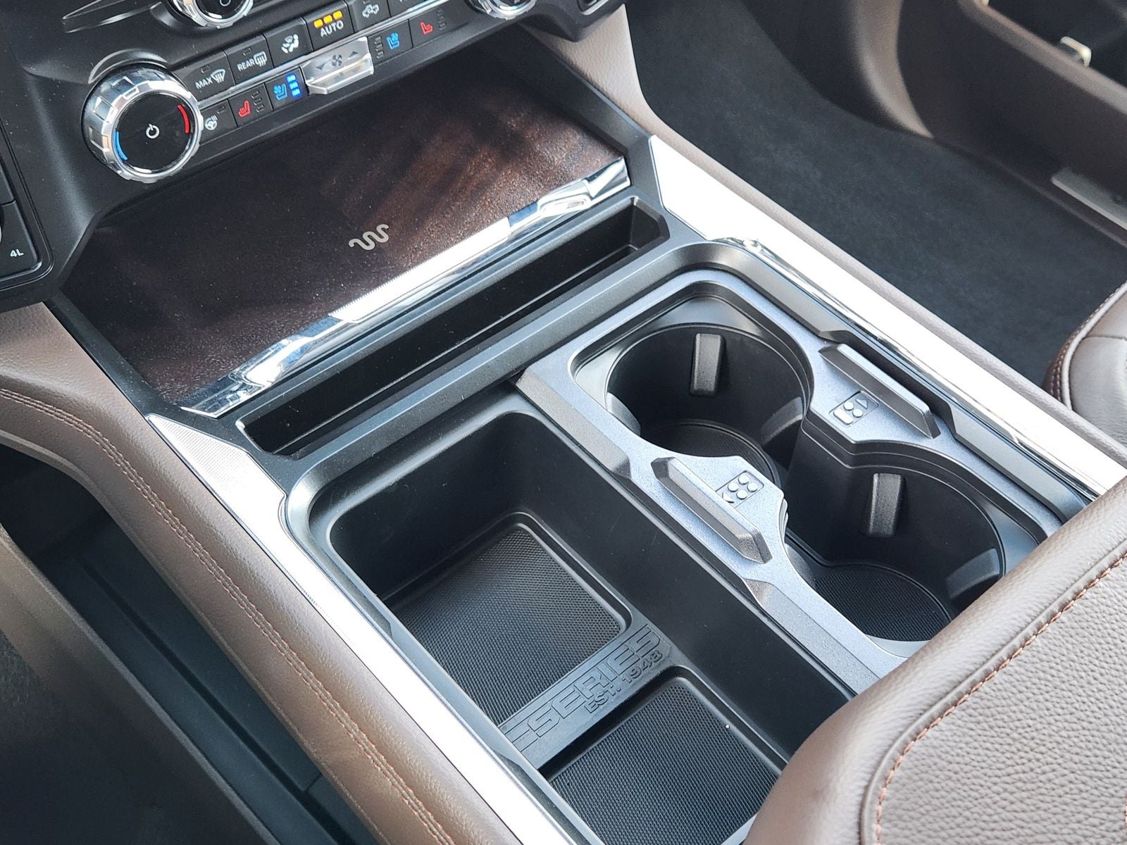 2027 Ford F-450SD King Ranch DRW