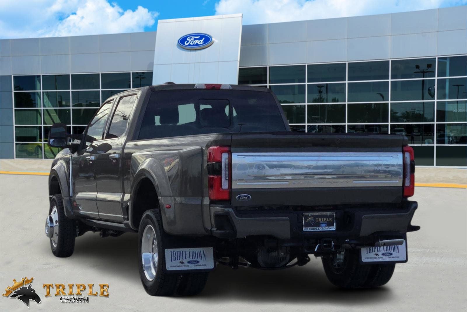 2026 Ford F-450SD Platinum DRW