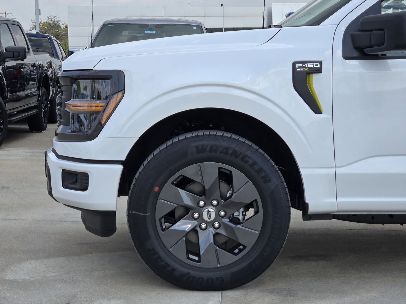 2025 Ford F-150 STX