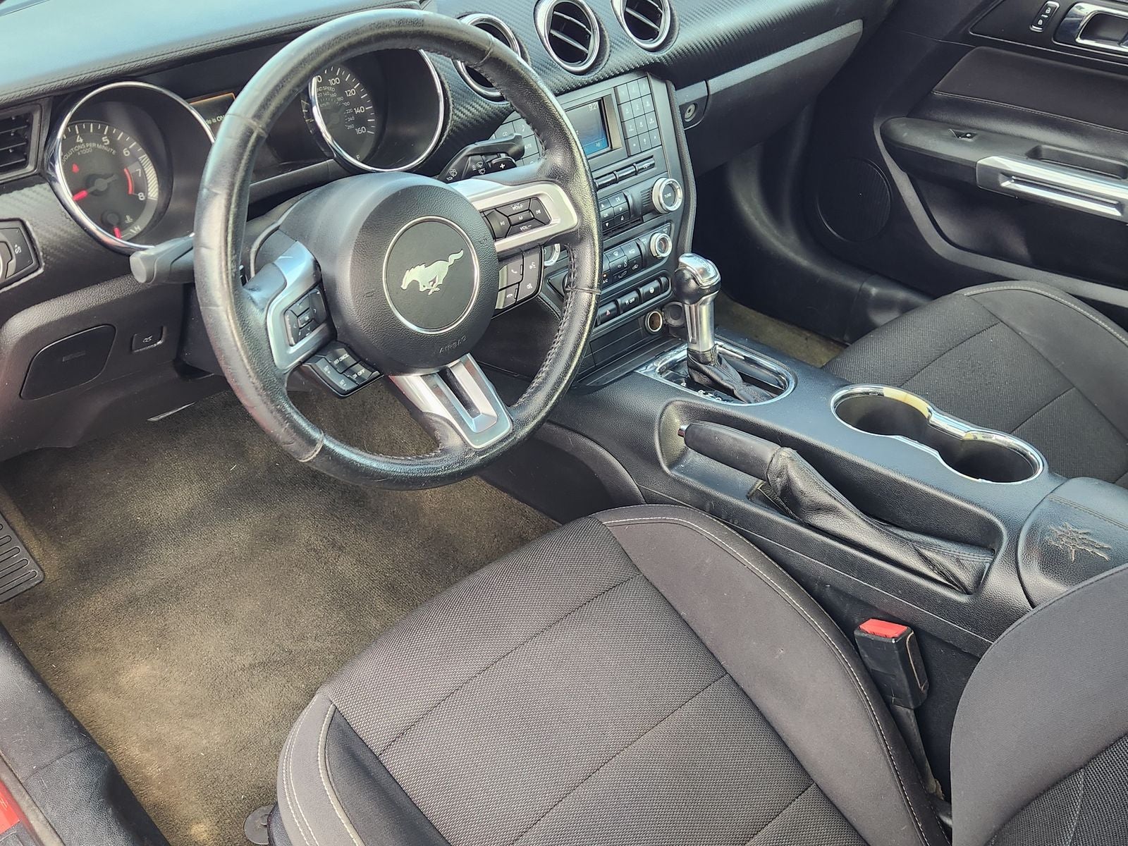 2016 Ford Mustang V6