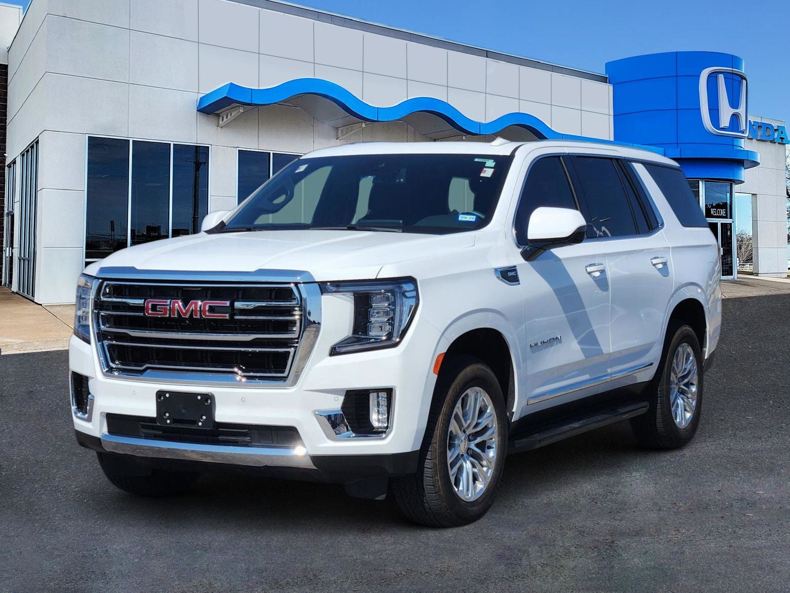 2024 GMC Yukon SLT