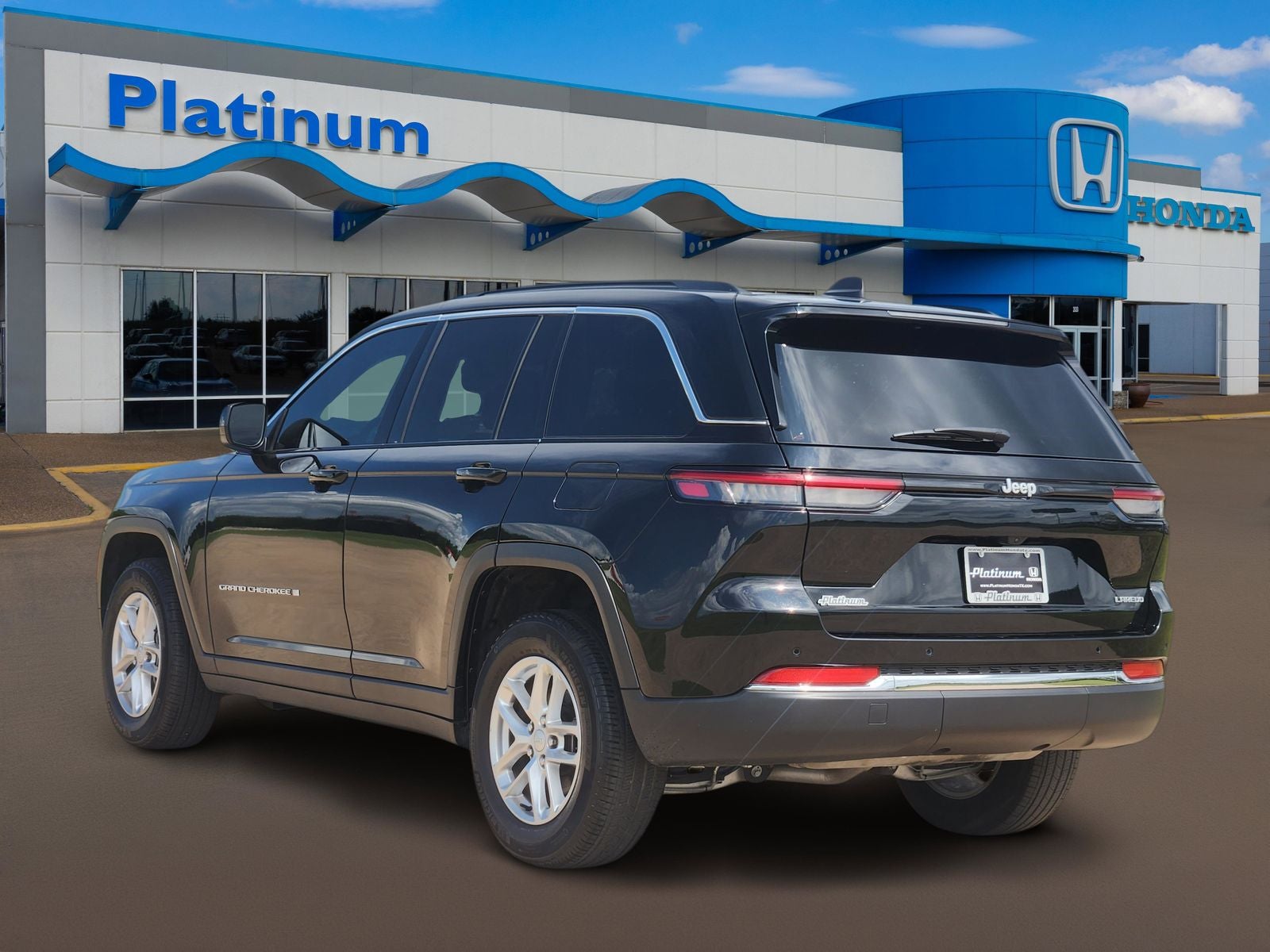 2025 Jeep Grand Cherokee Laredo X