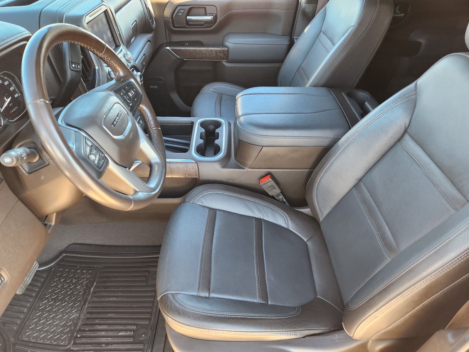 2023 GMC Sierra 2500HD Denali