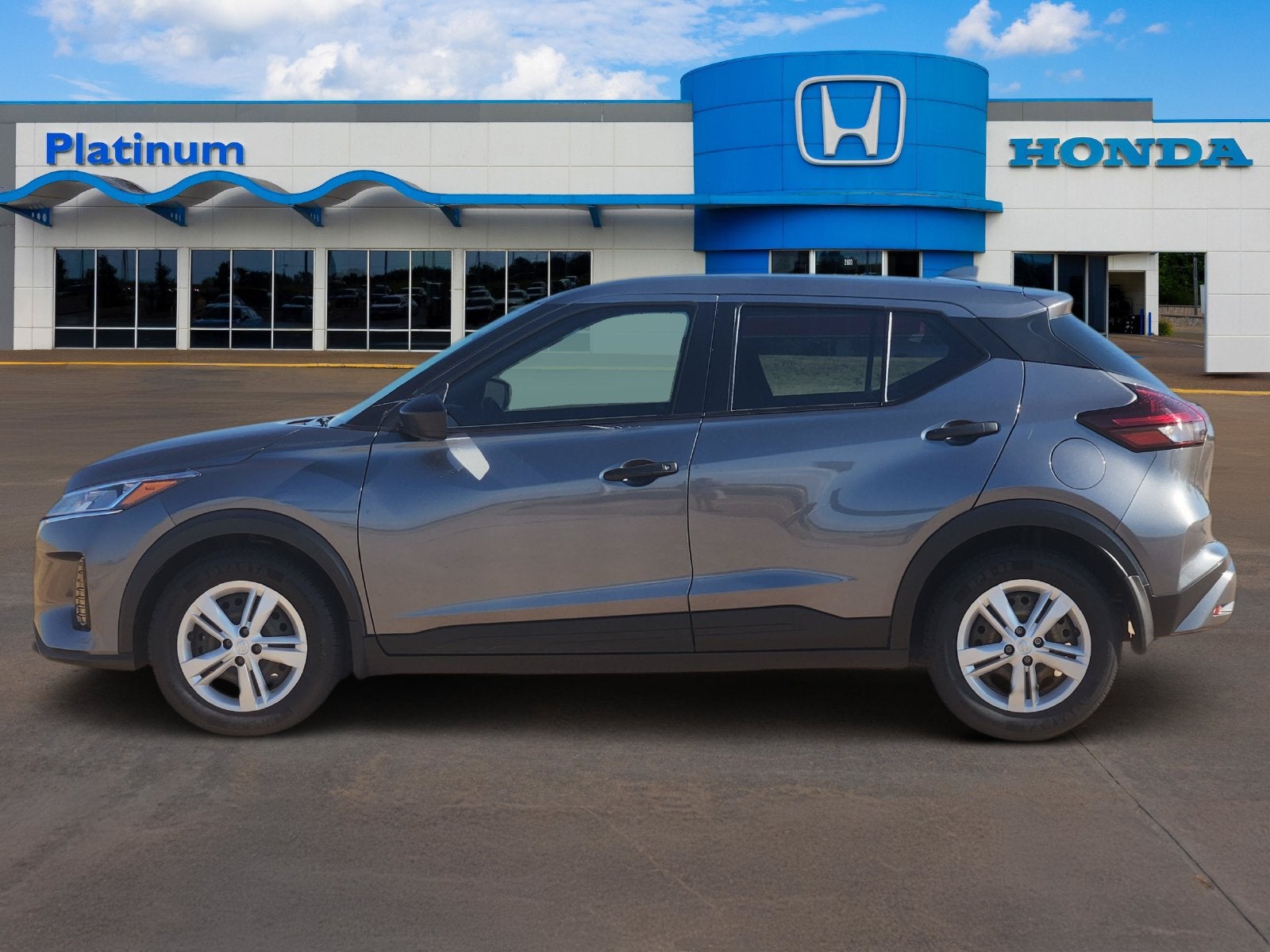 2023 Nissan Kicks S