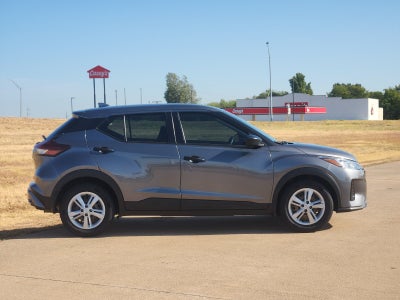 2023 Nissan Kicks S