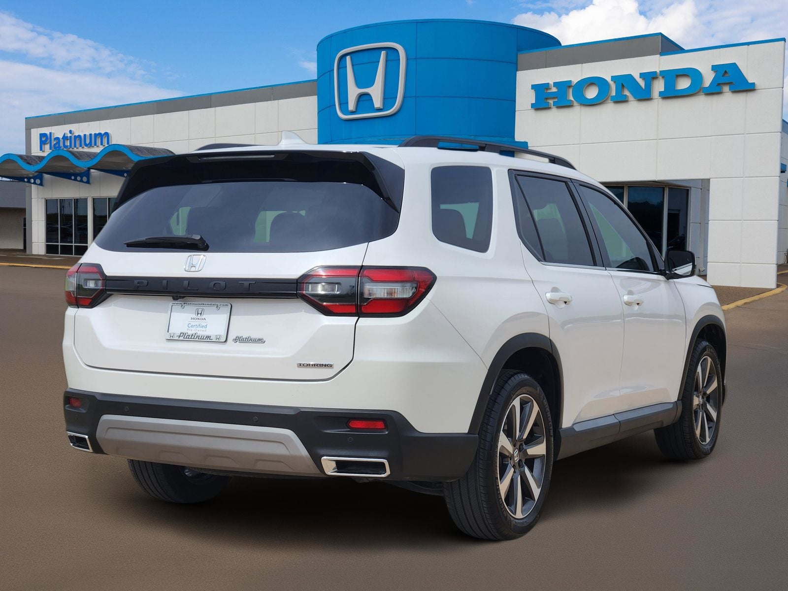 2023 Honda Pilot Touring