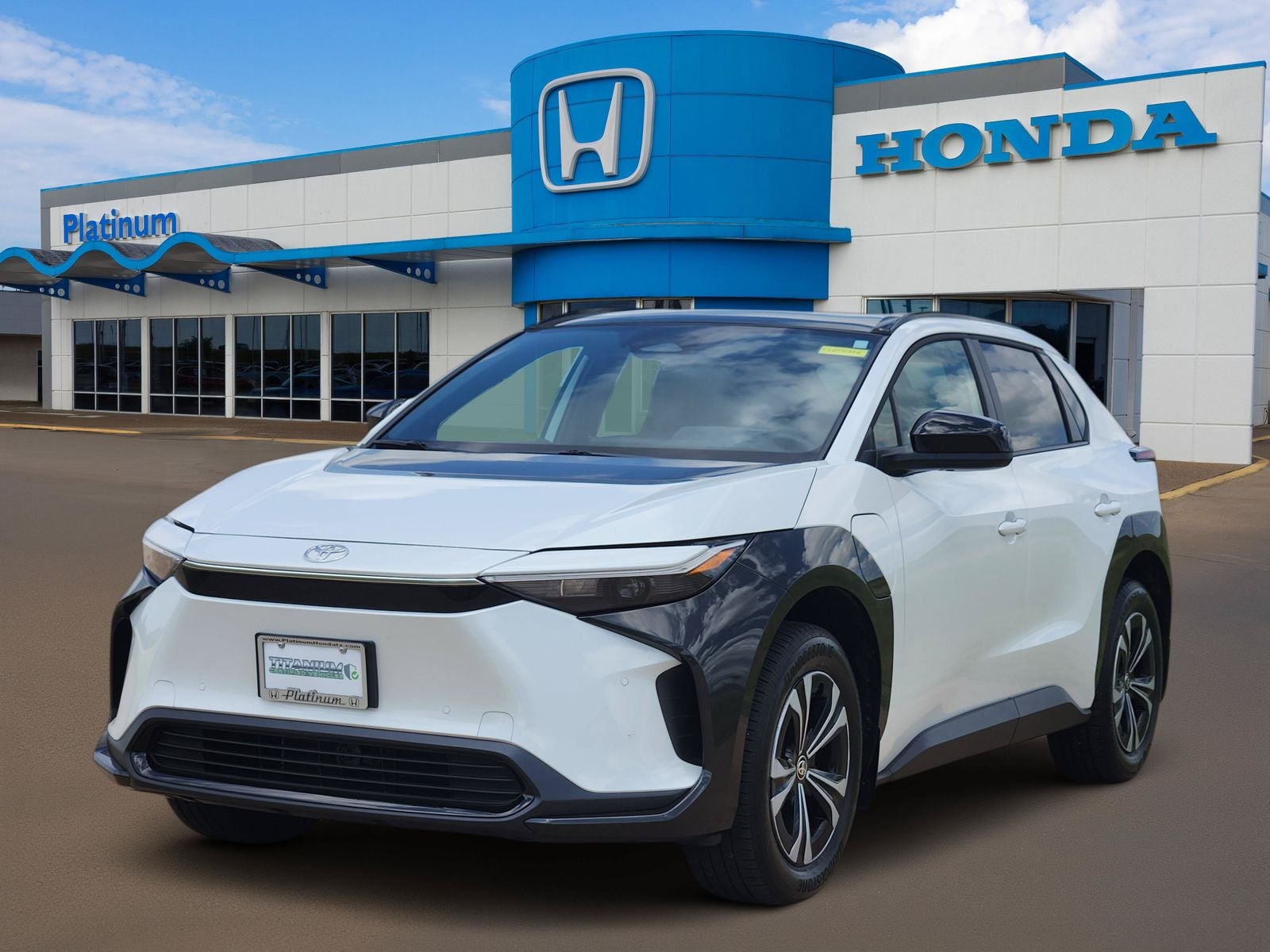 2024 Toyota bZ4X XLE
