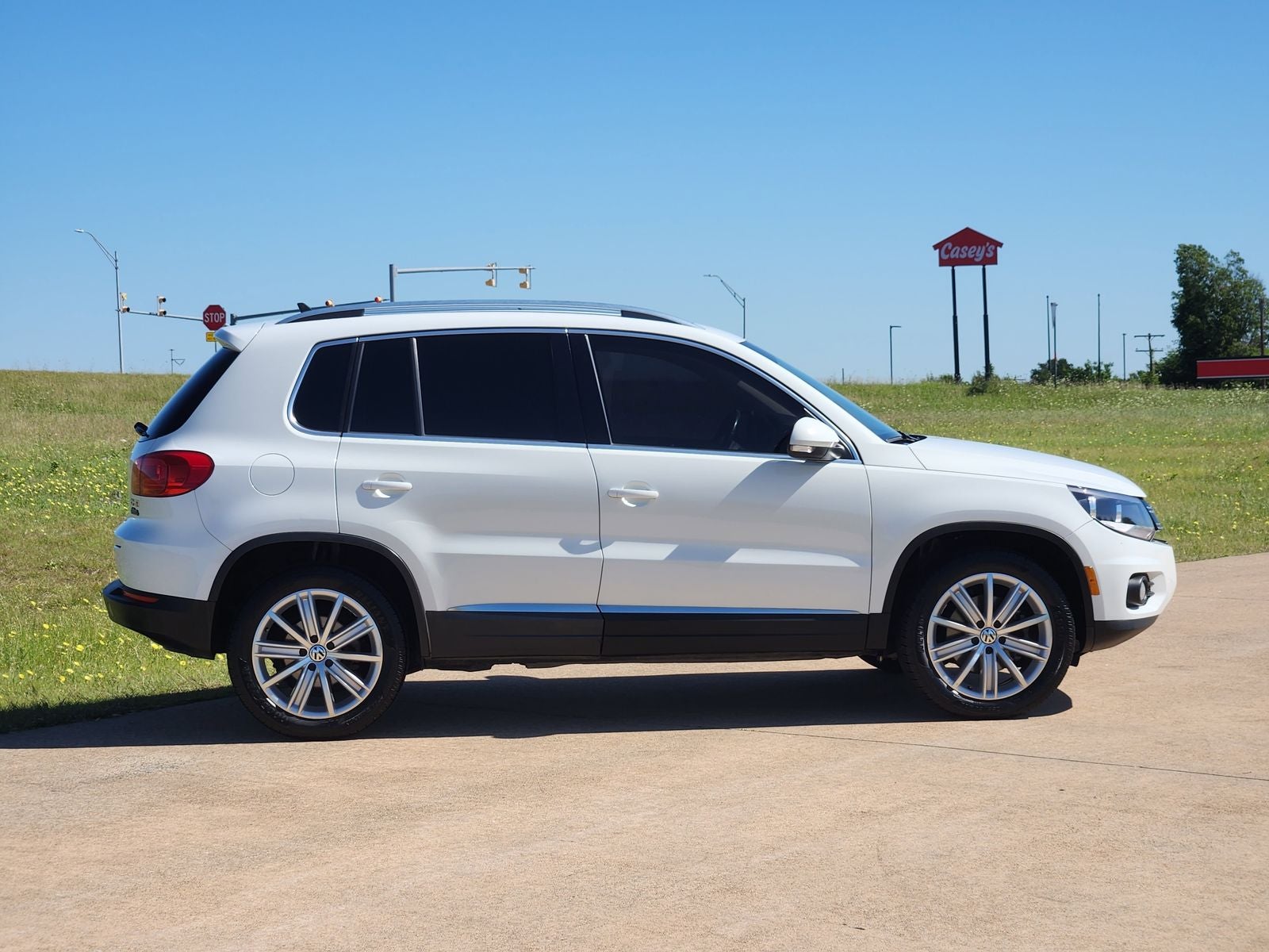 2015 Volkswagen Tiguan SE w/Appearance