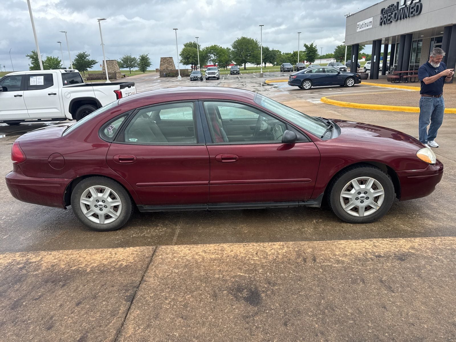 2006 Ford Taurus SE