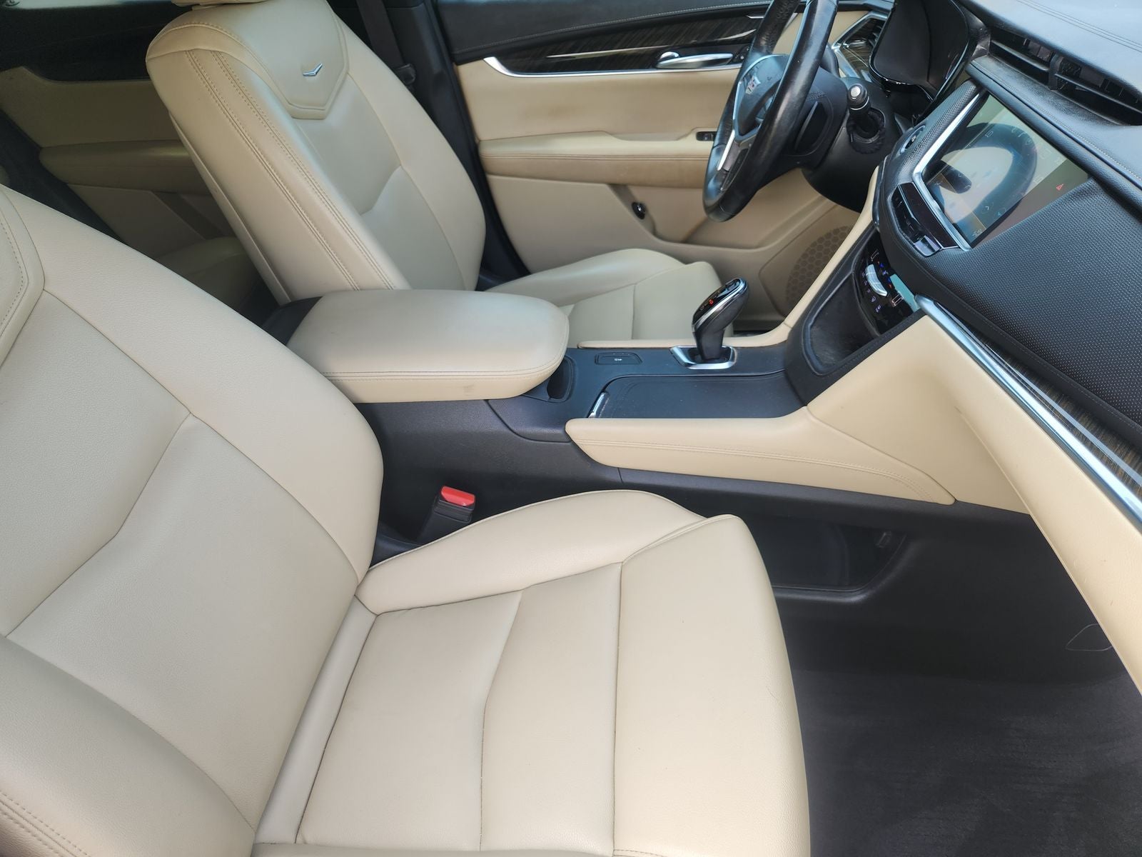 2017 Cadillac XT5 Base
